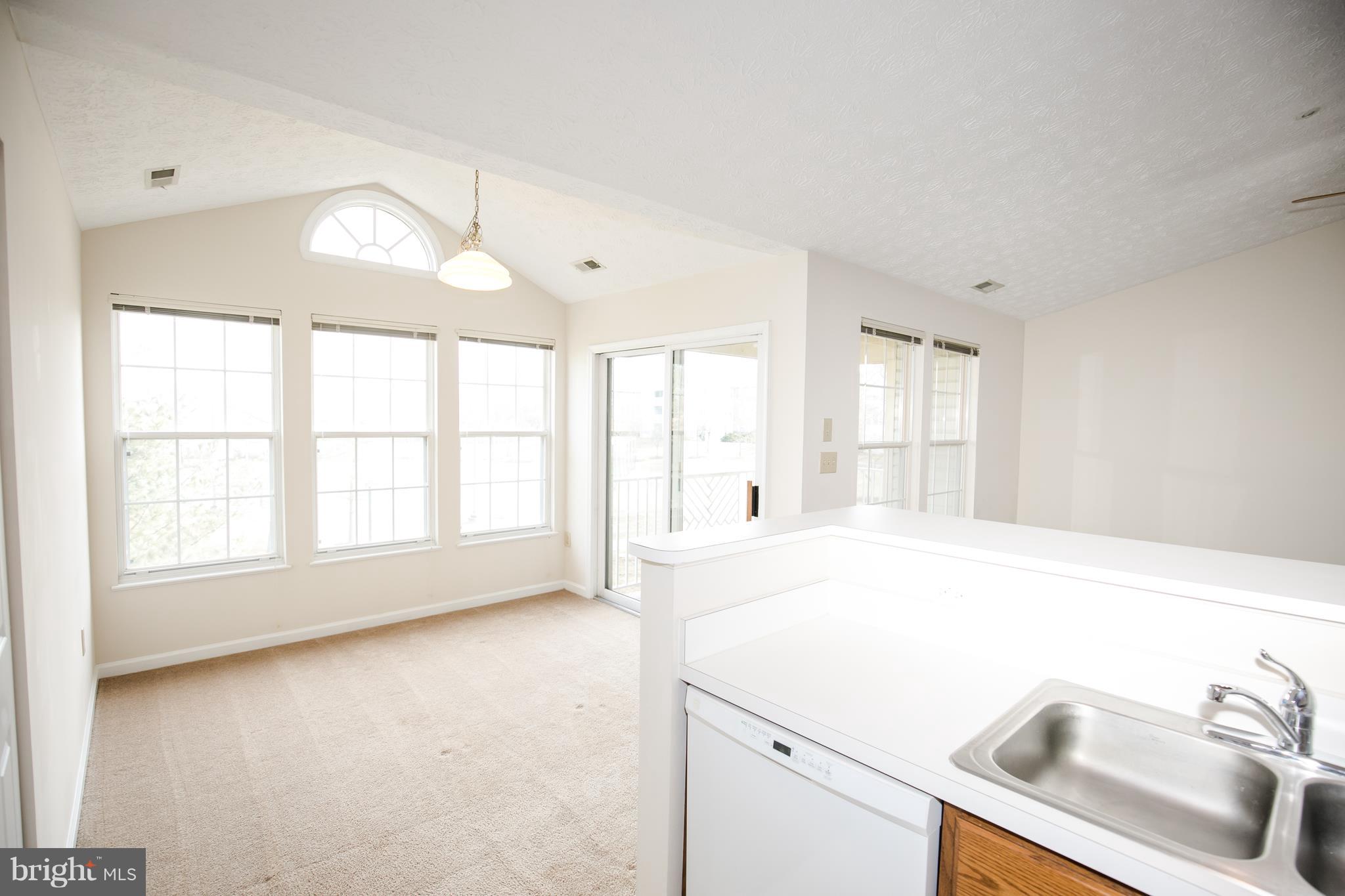 CHESTNUT GABLE - Residential