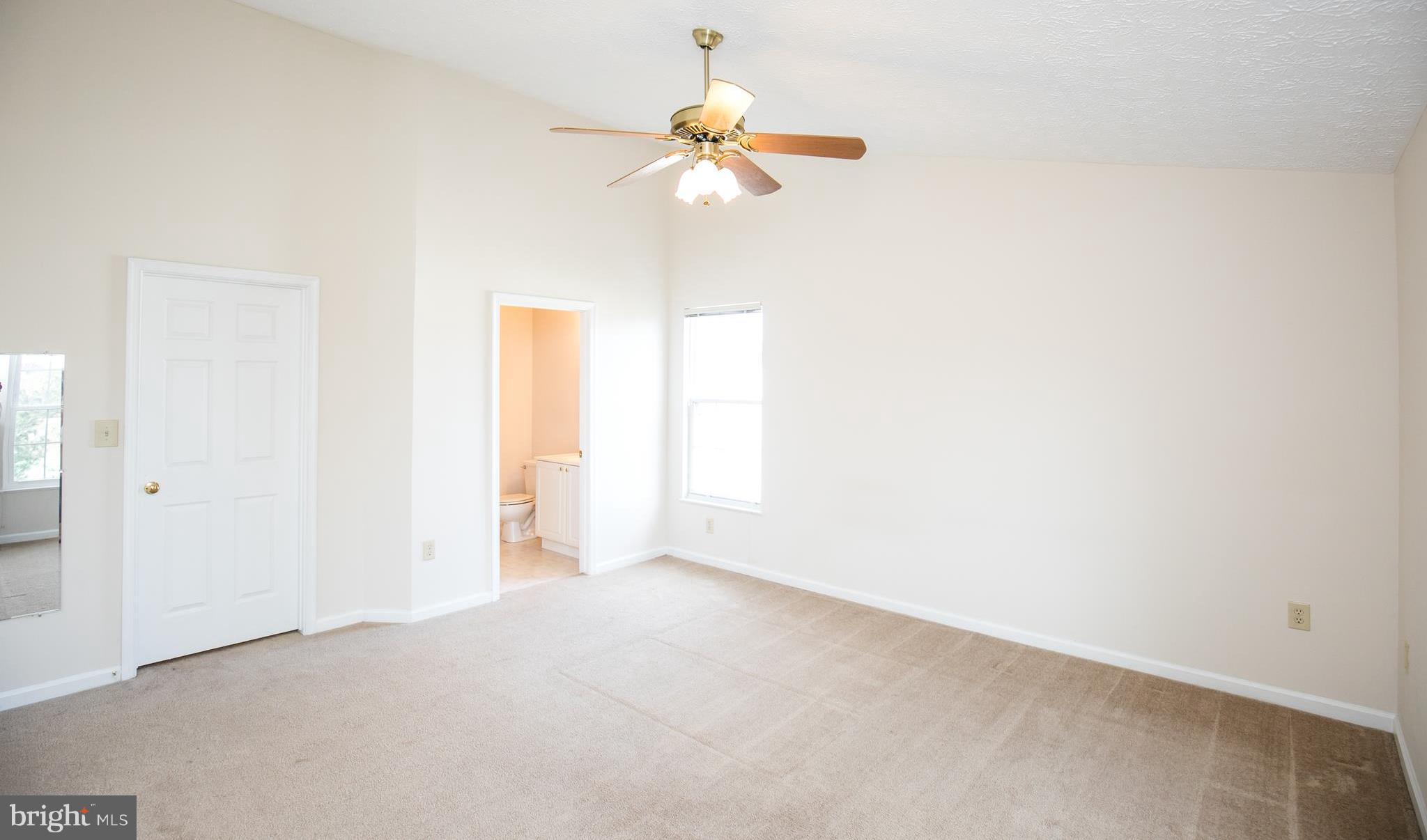 CHESTNUT GABLE - Residential