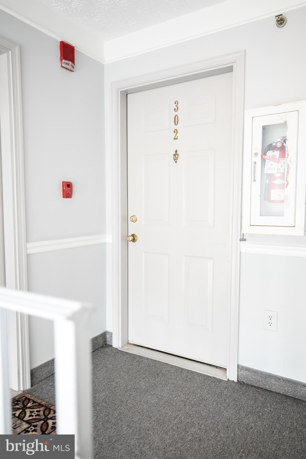 CHESTNUT GABLE - Residential