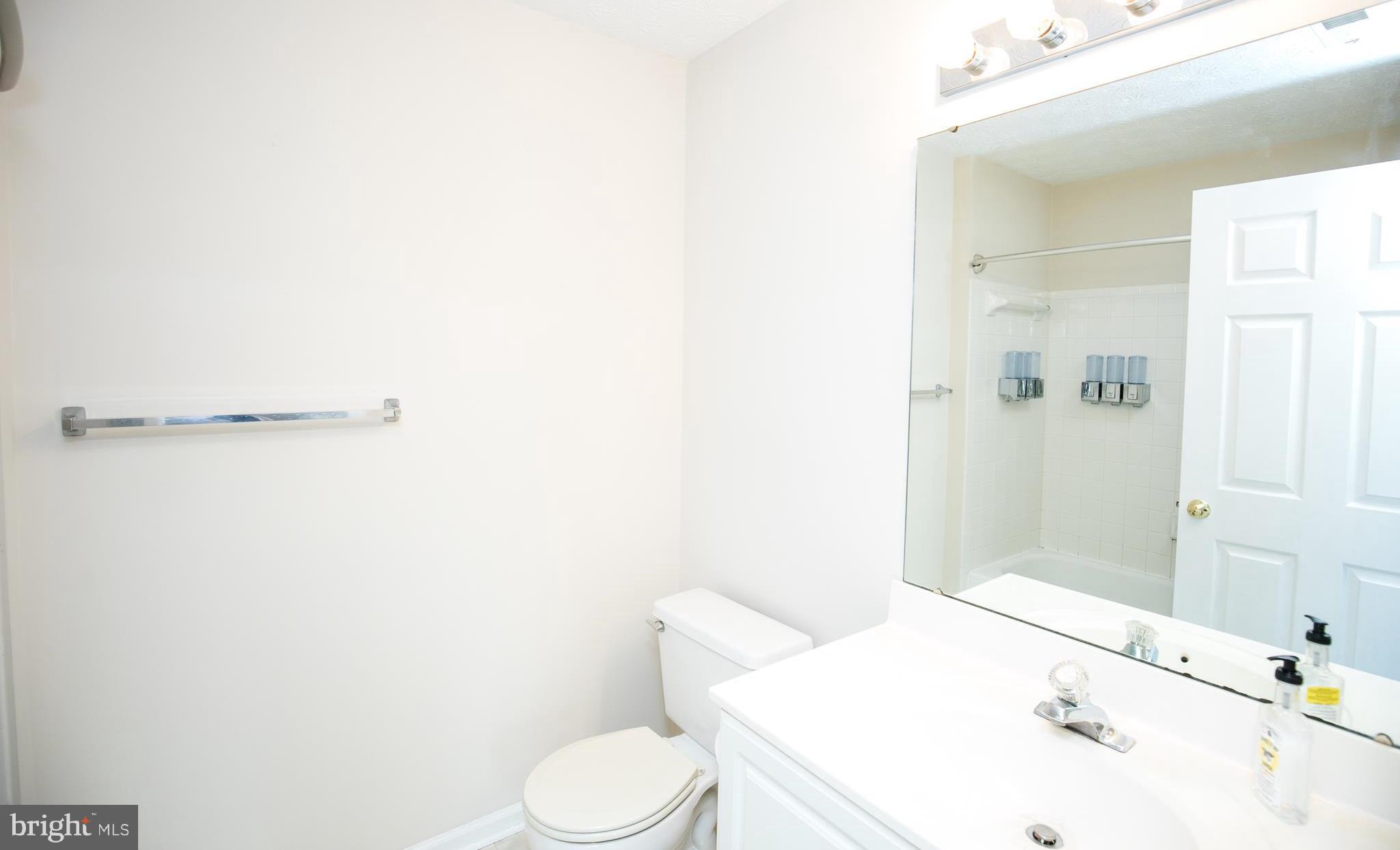 CHESTNUT GABLE - Residential