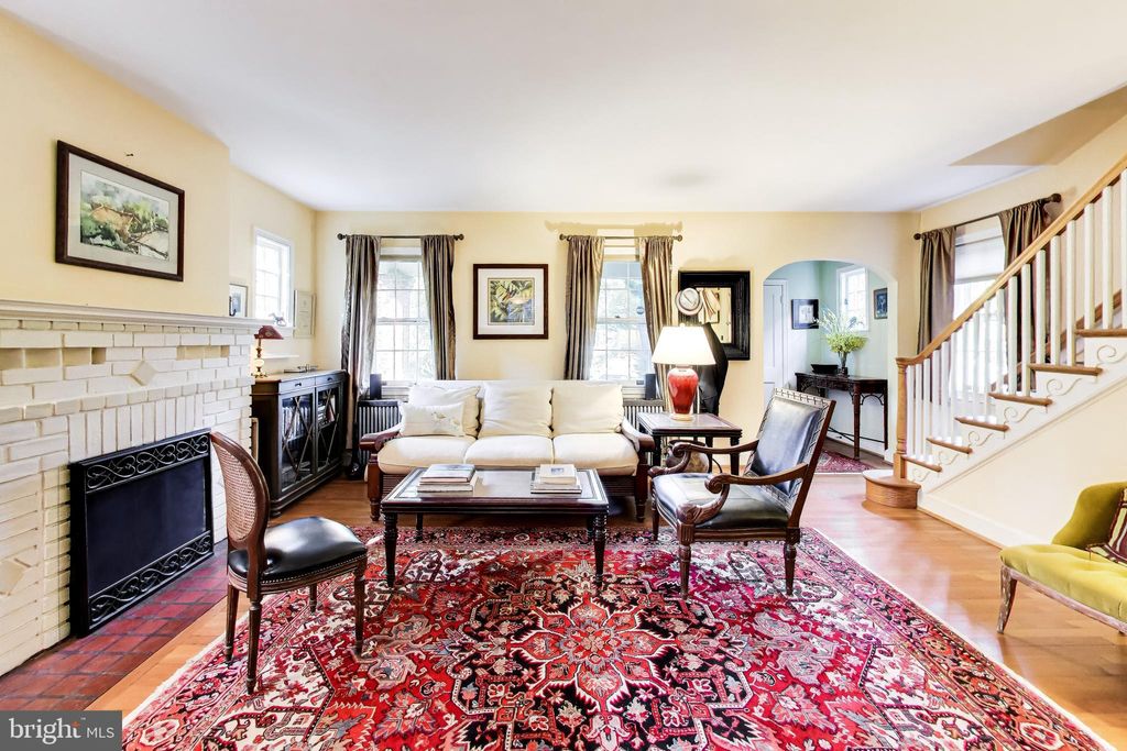 Photo of 6148 Utah Avenue NW, WASHINGTON, DC 20015 (MLS # DCDC2266556)
