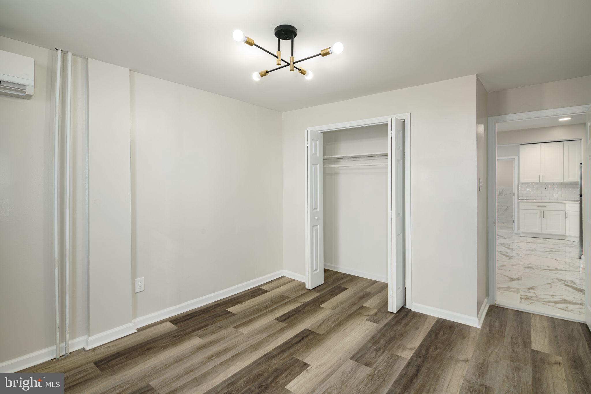 POINT BREEZE - Residential Lease
