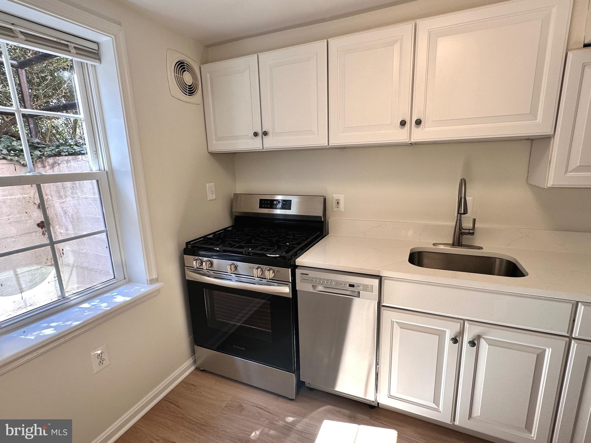 BELLE VIEW CONDOMINIUMS - Residential