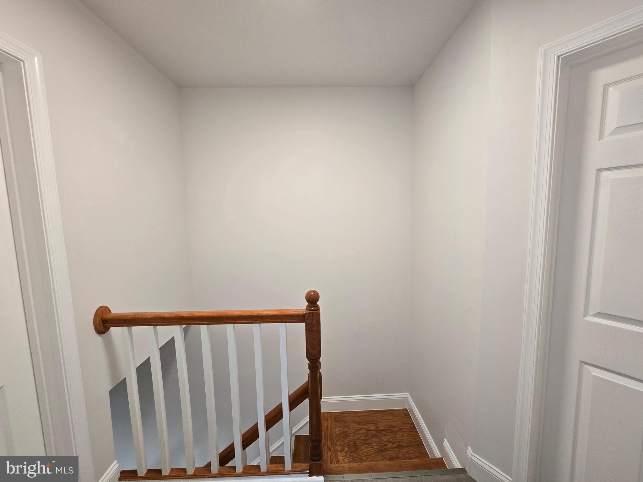 ELMWOOD PARK - Residential