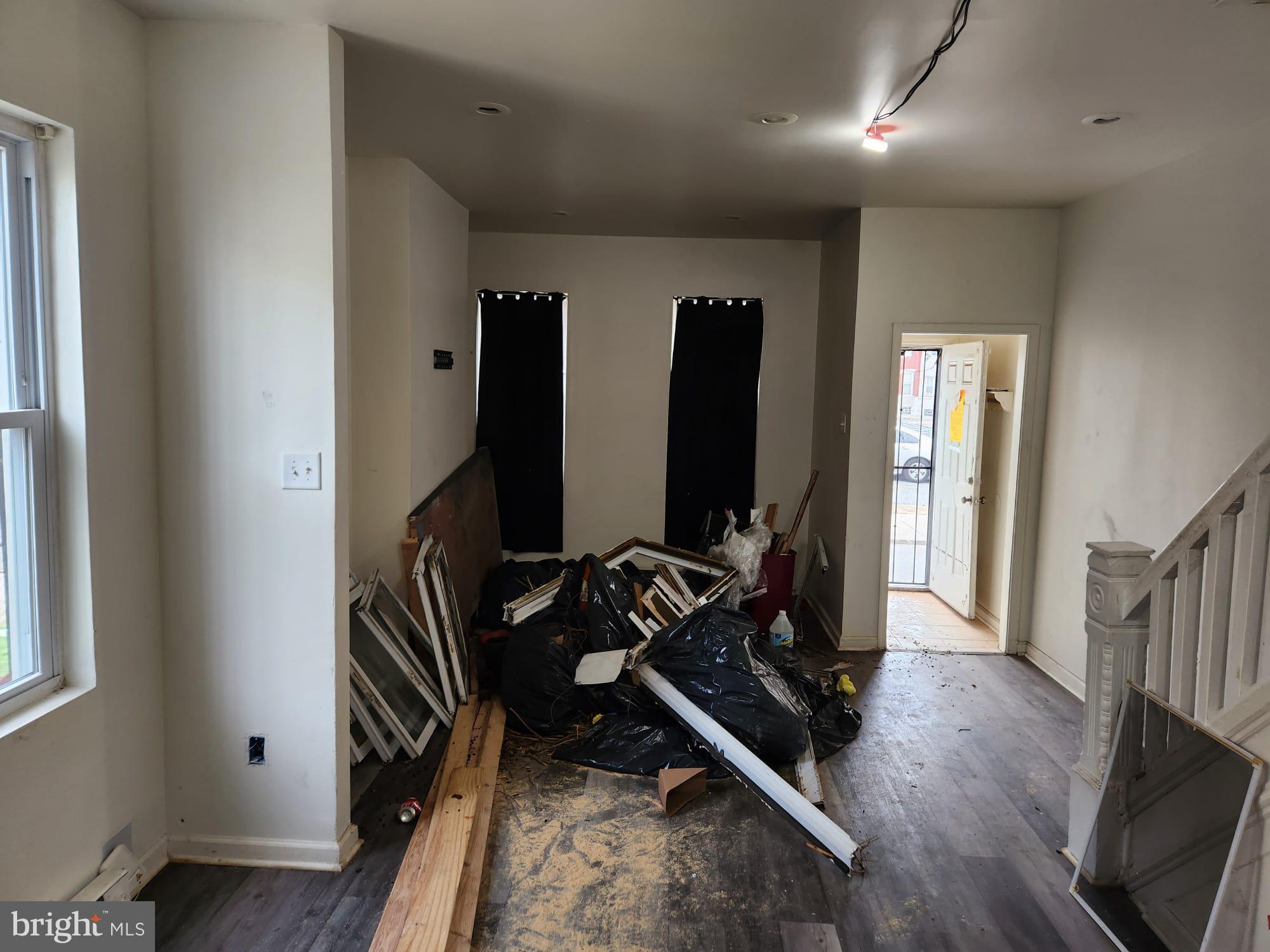 KENSINGTON - Residential