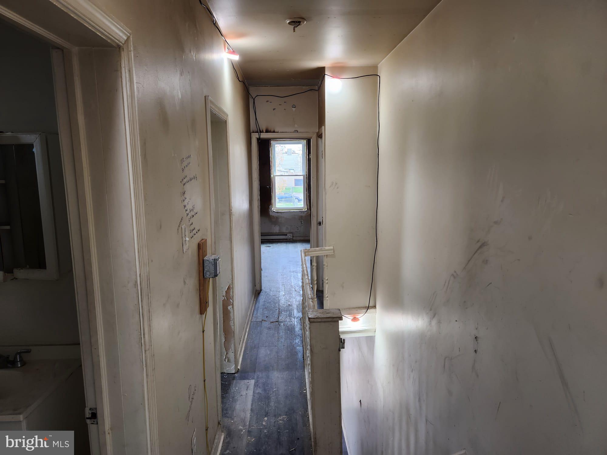 KENSINGTON - Residential