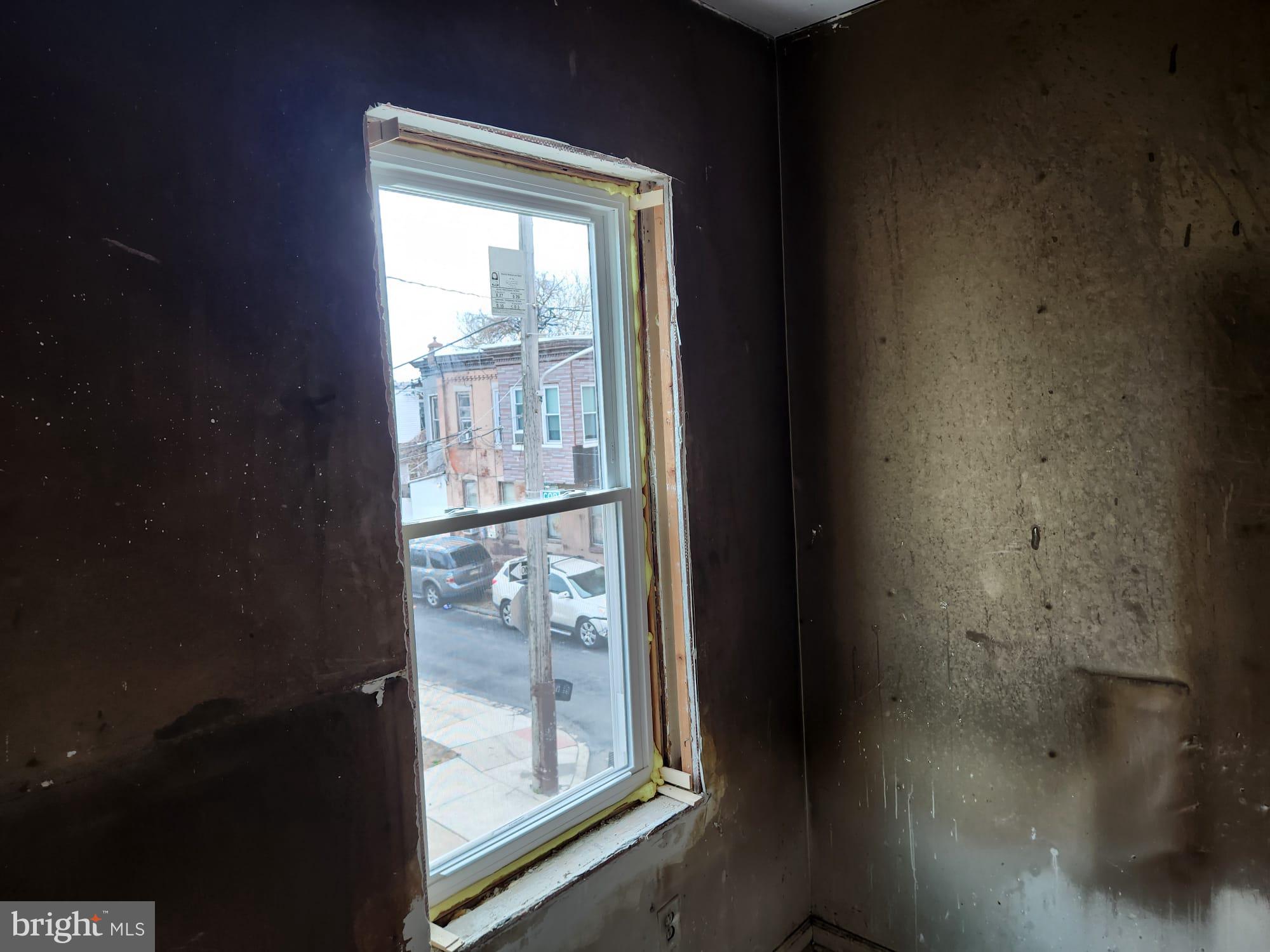 KENSINGTON - Residential