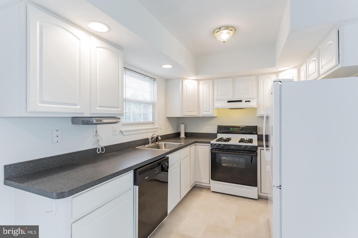 DREXEL HILL - Residential Lease