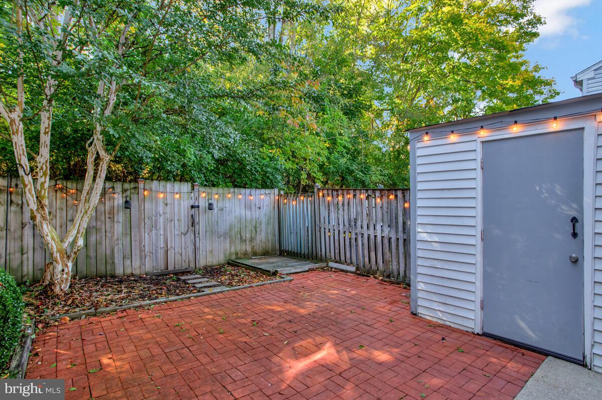 KINGS CONTRIVANCE - Residential