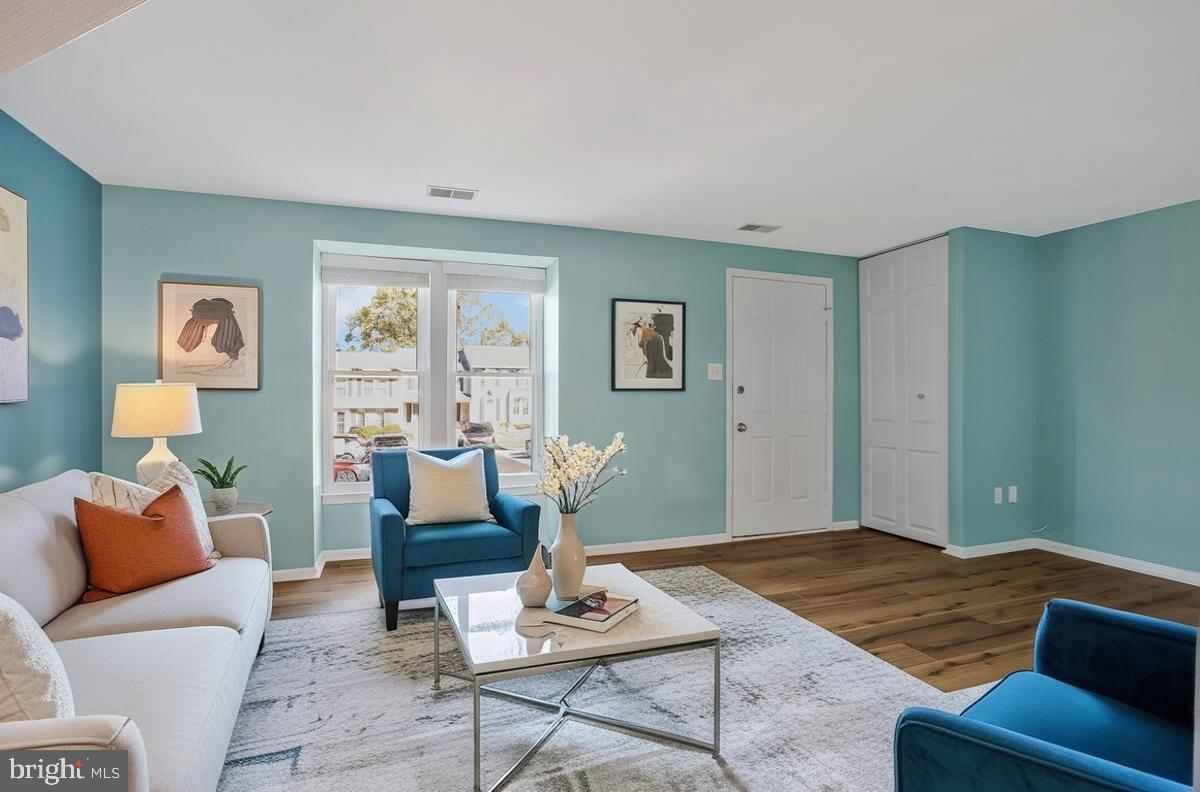 7520 SUMMER BLOSSOM LANE