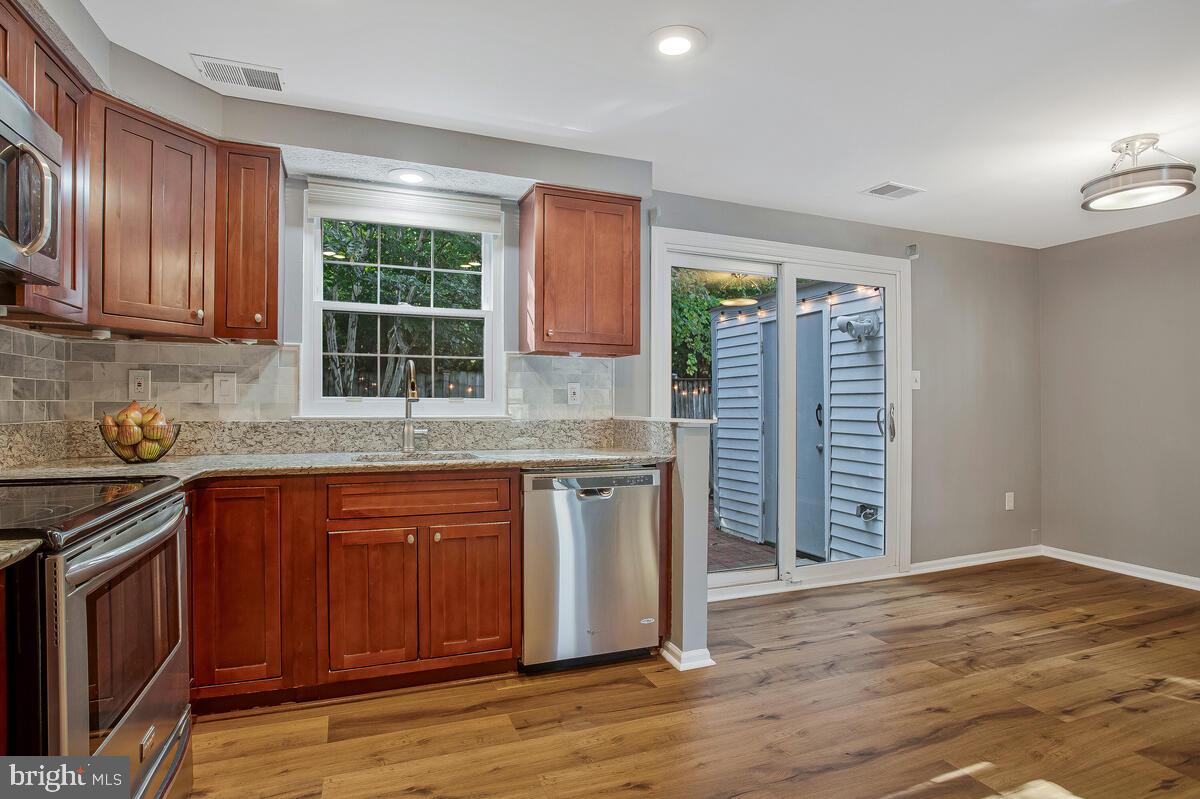 KINGS CONTRIVANCE - Residential