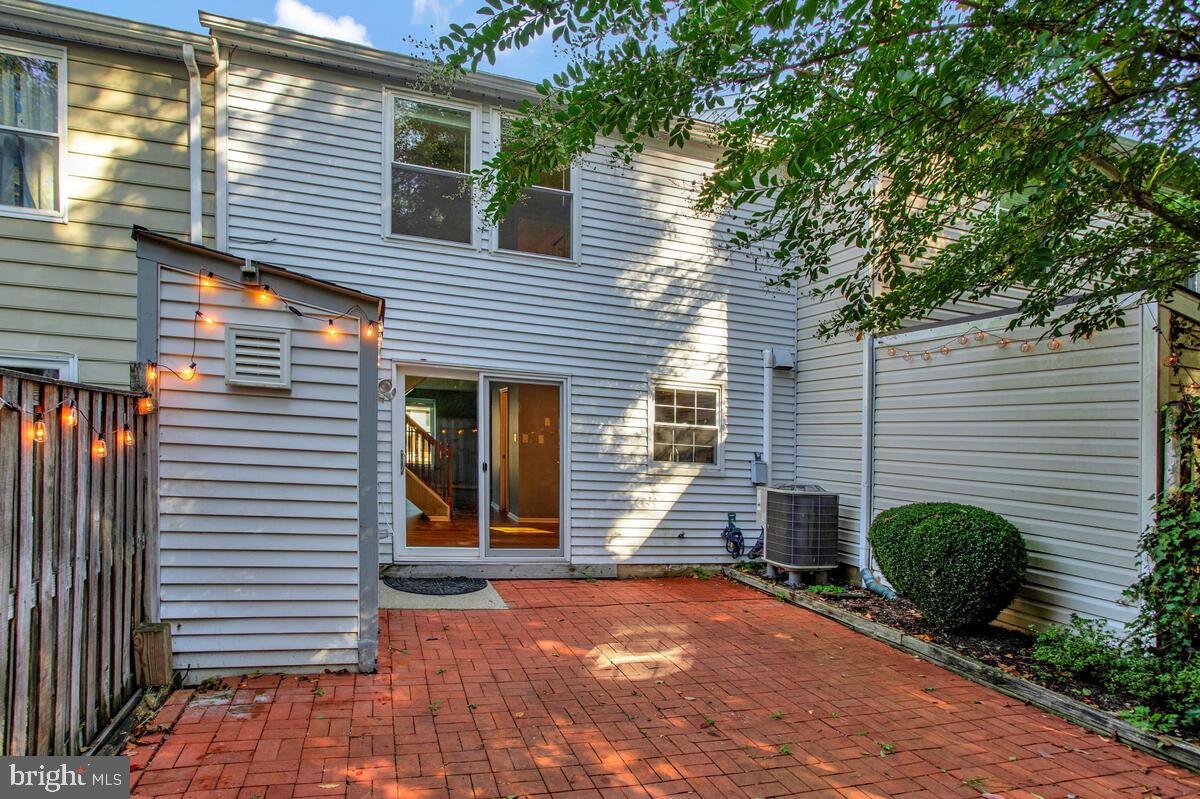 KINGS CONTRIVANCE - Residential