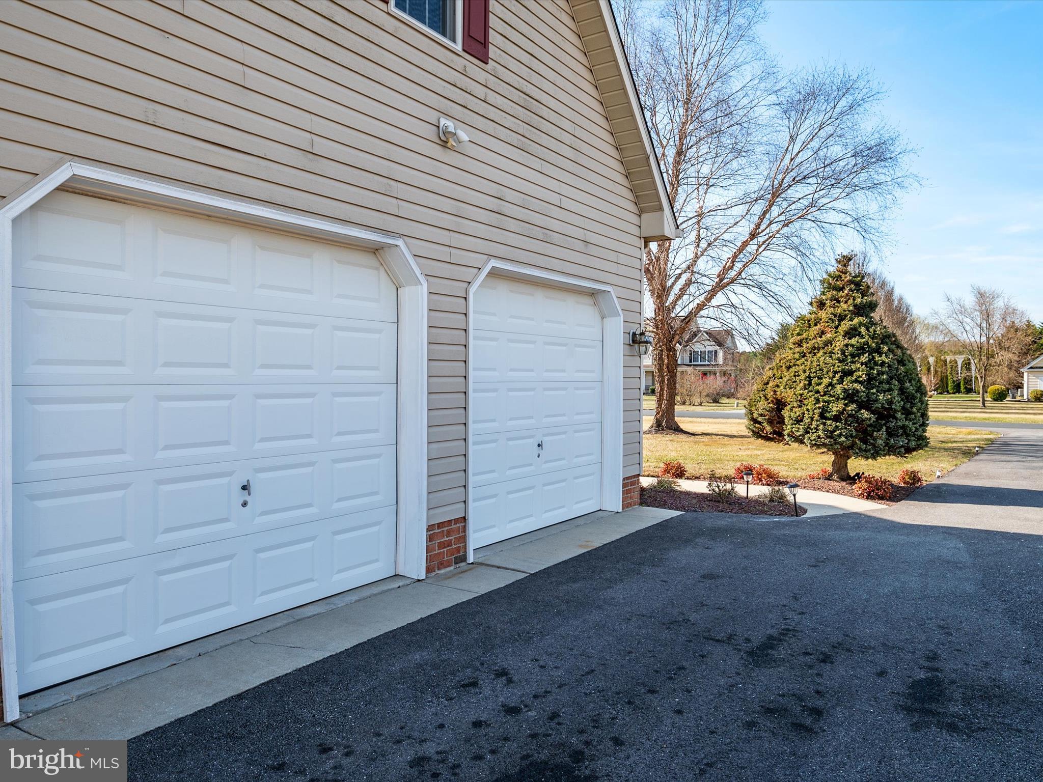 CLAIBORNE FIELDS - Residential