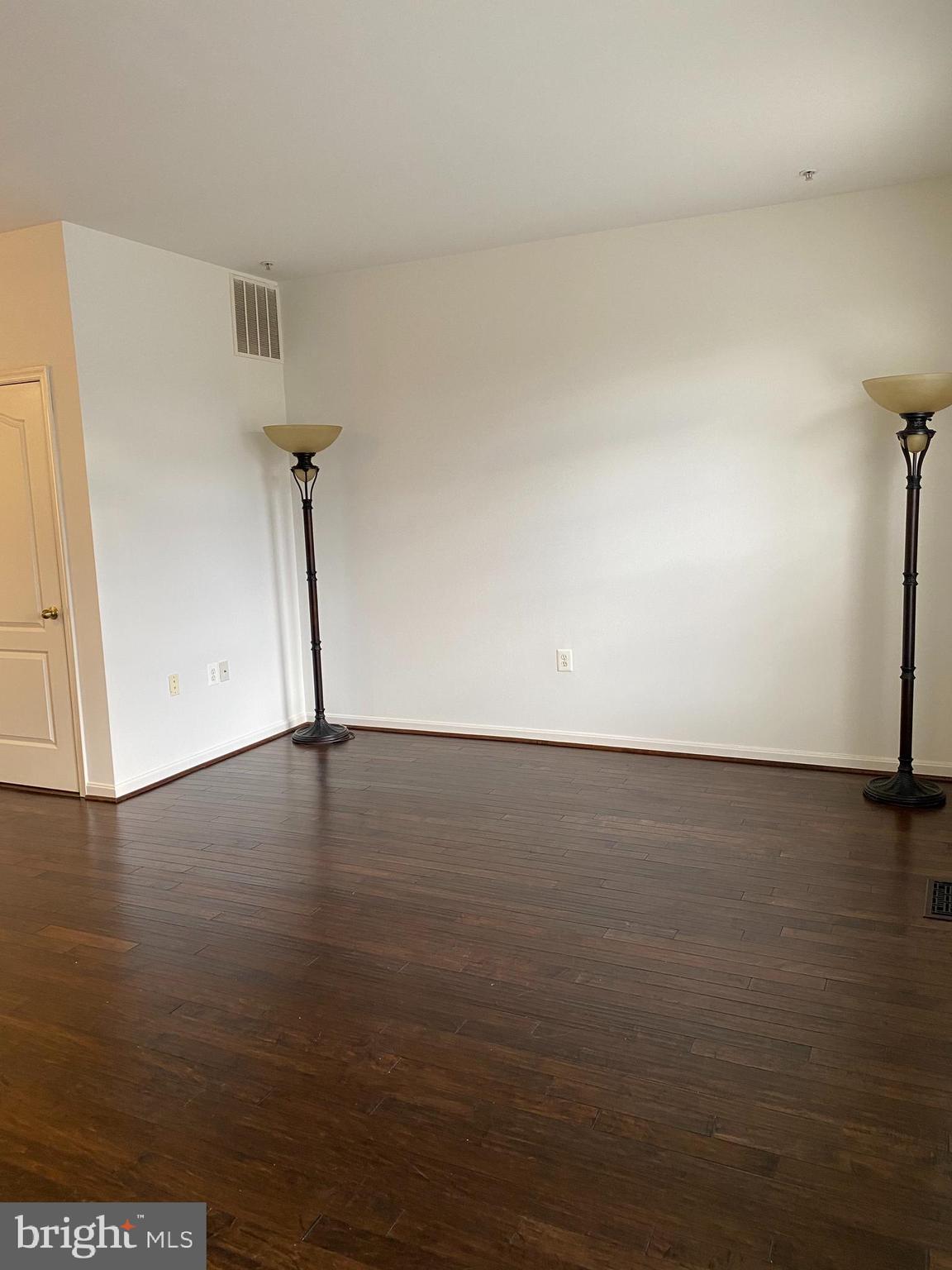 HIGH VIEW AT HUNT VALLEY - Residential