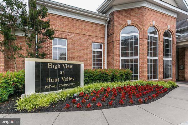 HIGH VIEW AT HUNT VALLEY - Residential