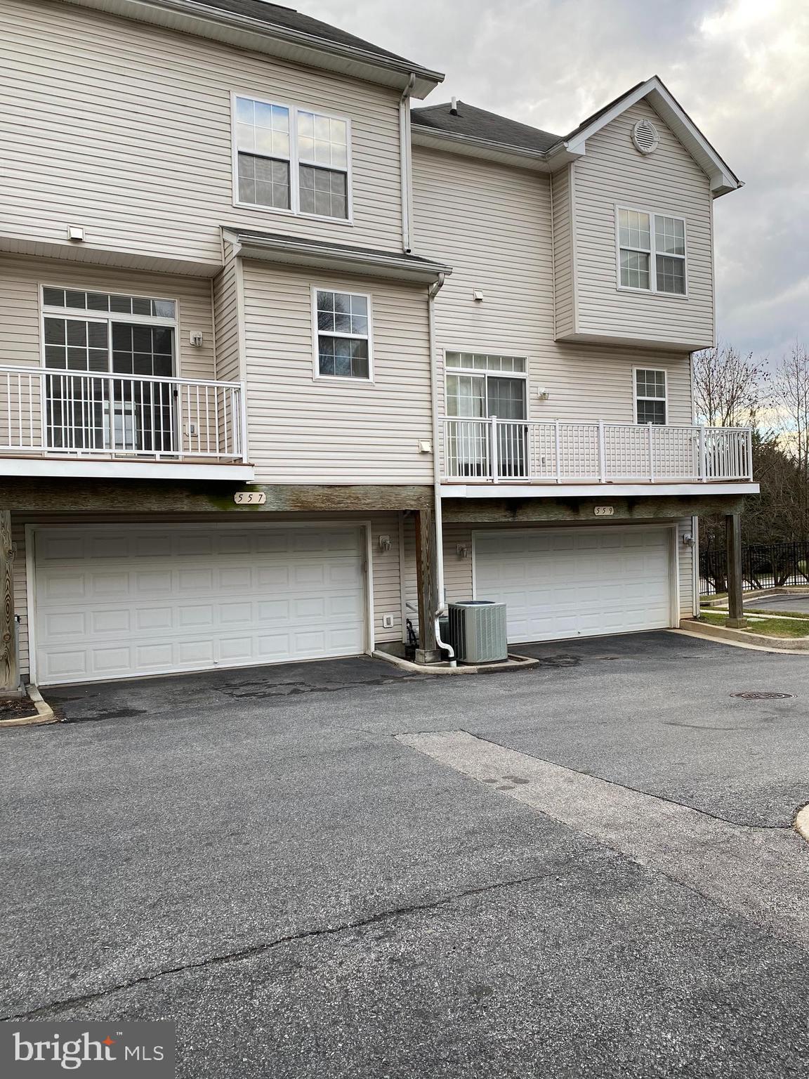 HIGH VIEW AT HUNT VALLEY - Residential