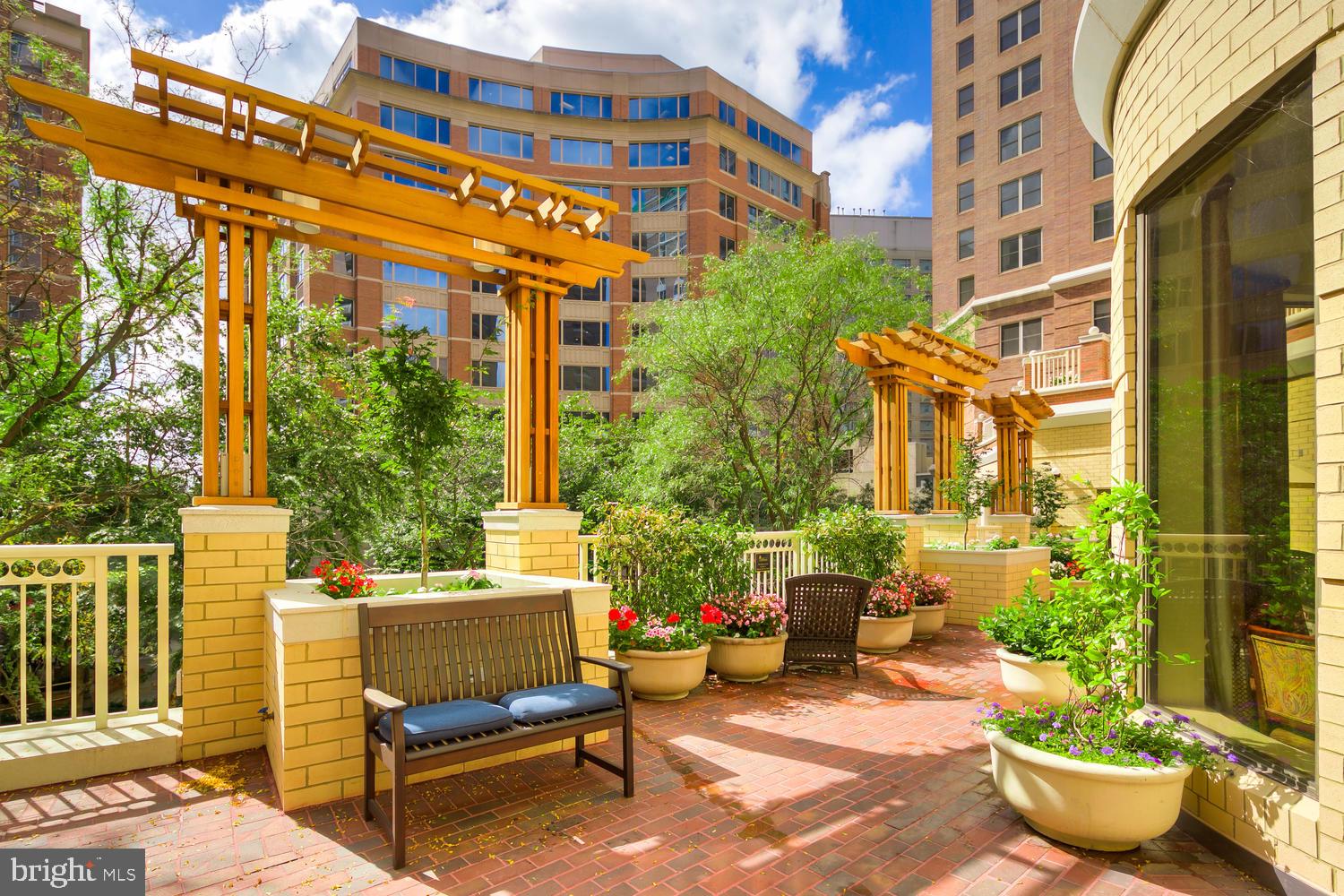 BALLSTON - Residential