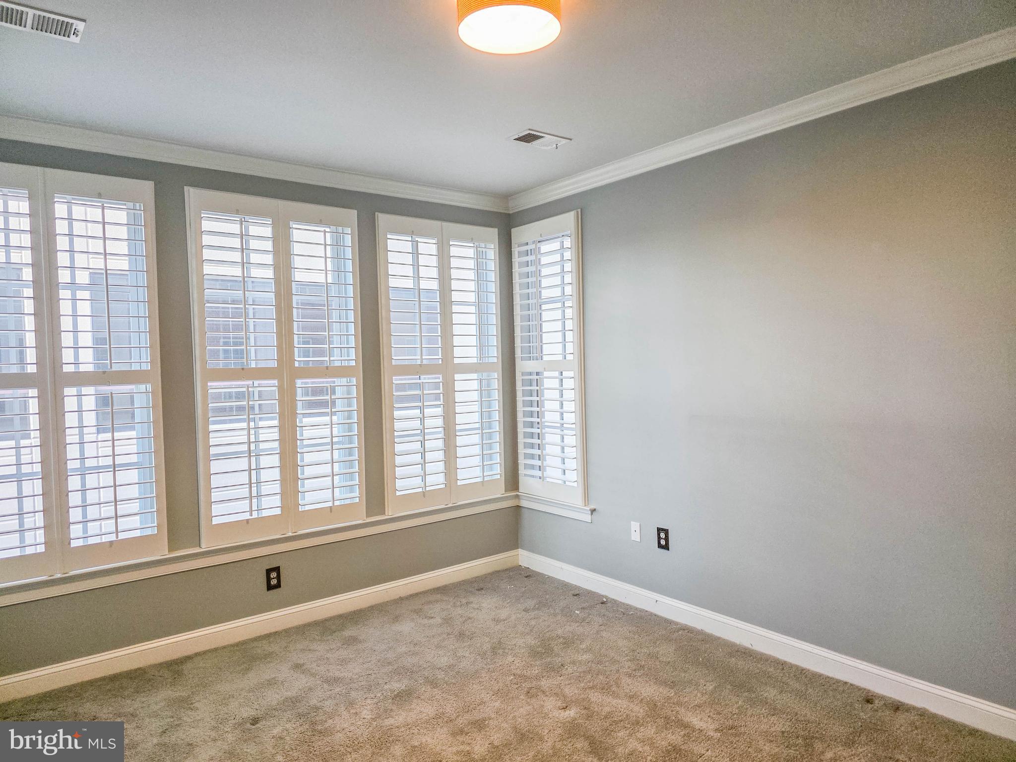 ABINGDON ROW - Residential Lease