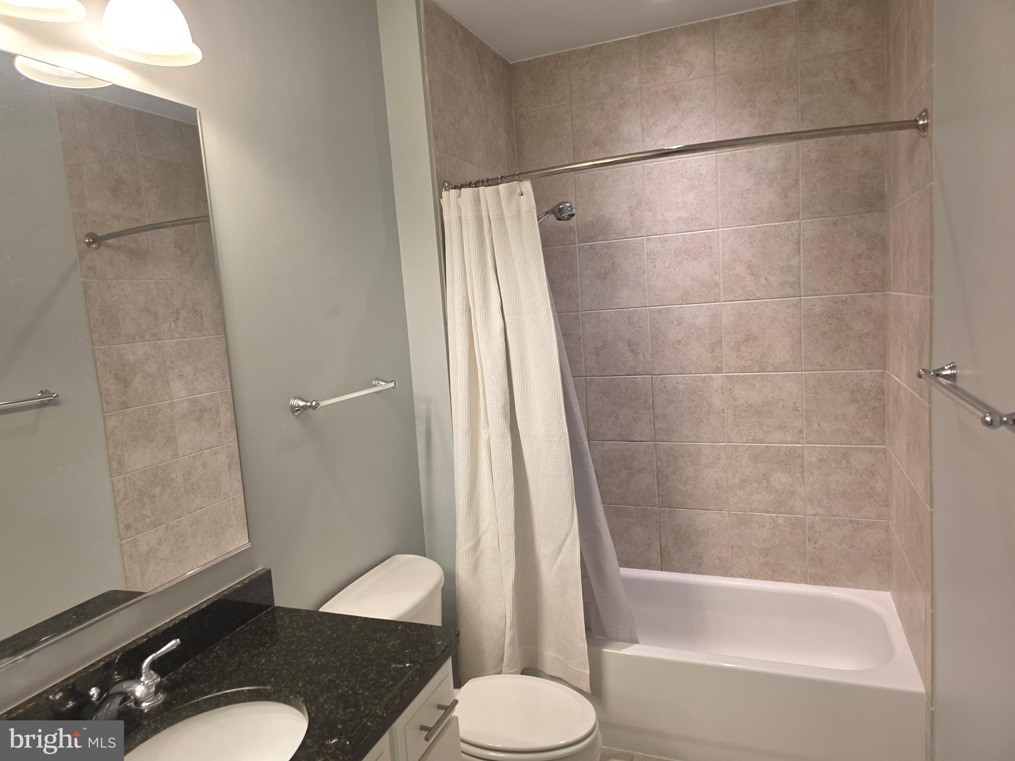 ABINGDON ROW - Residential Lease