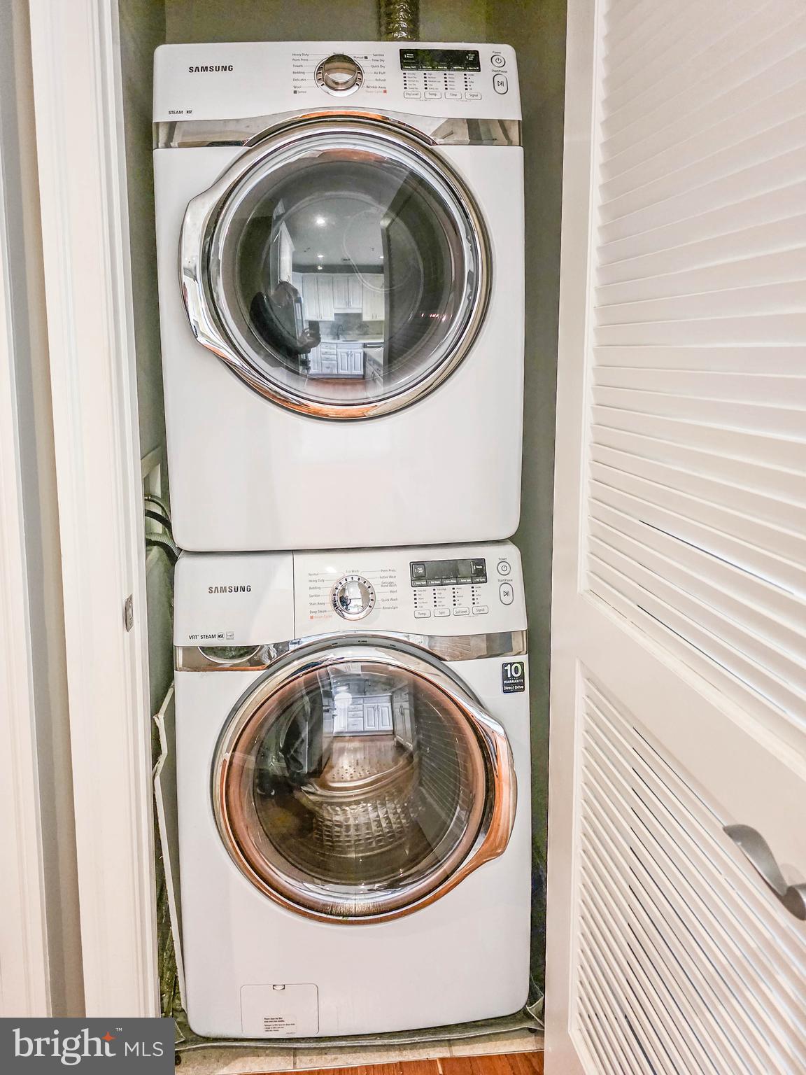 ABINGDON ROW - Residential Lease