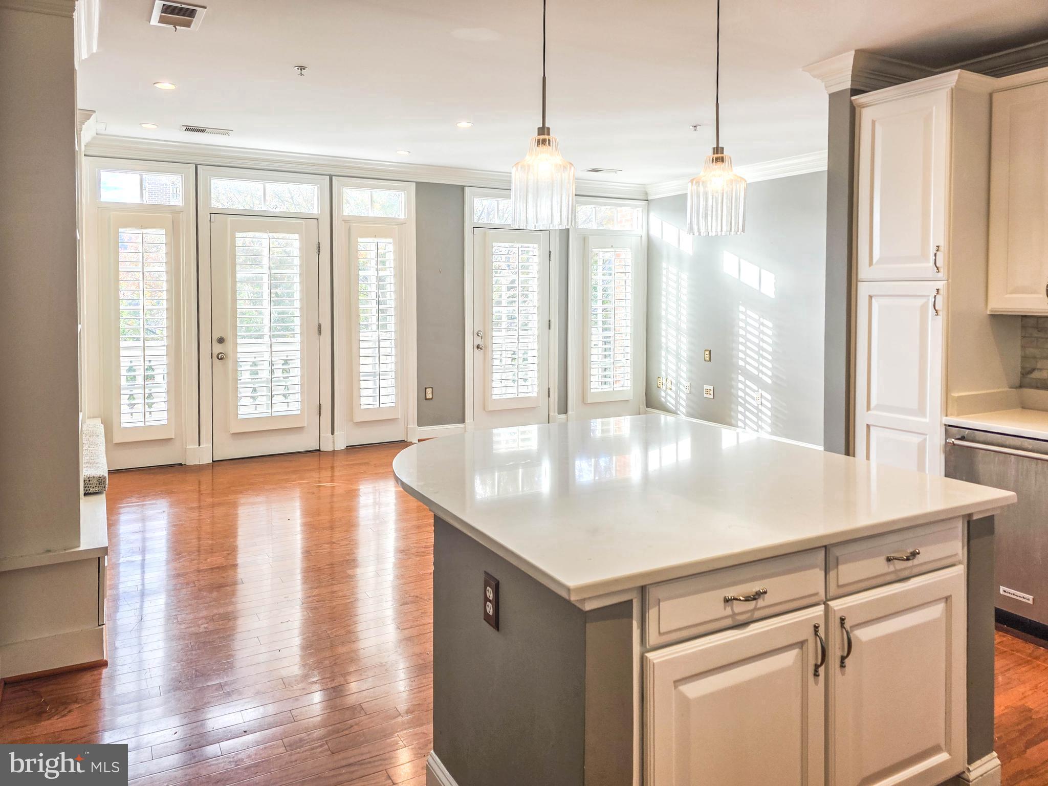 ABINGDON ROW - Residential Lease