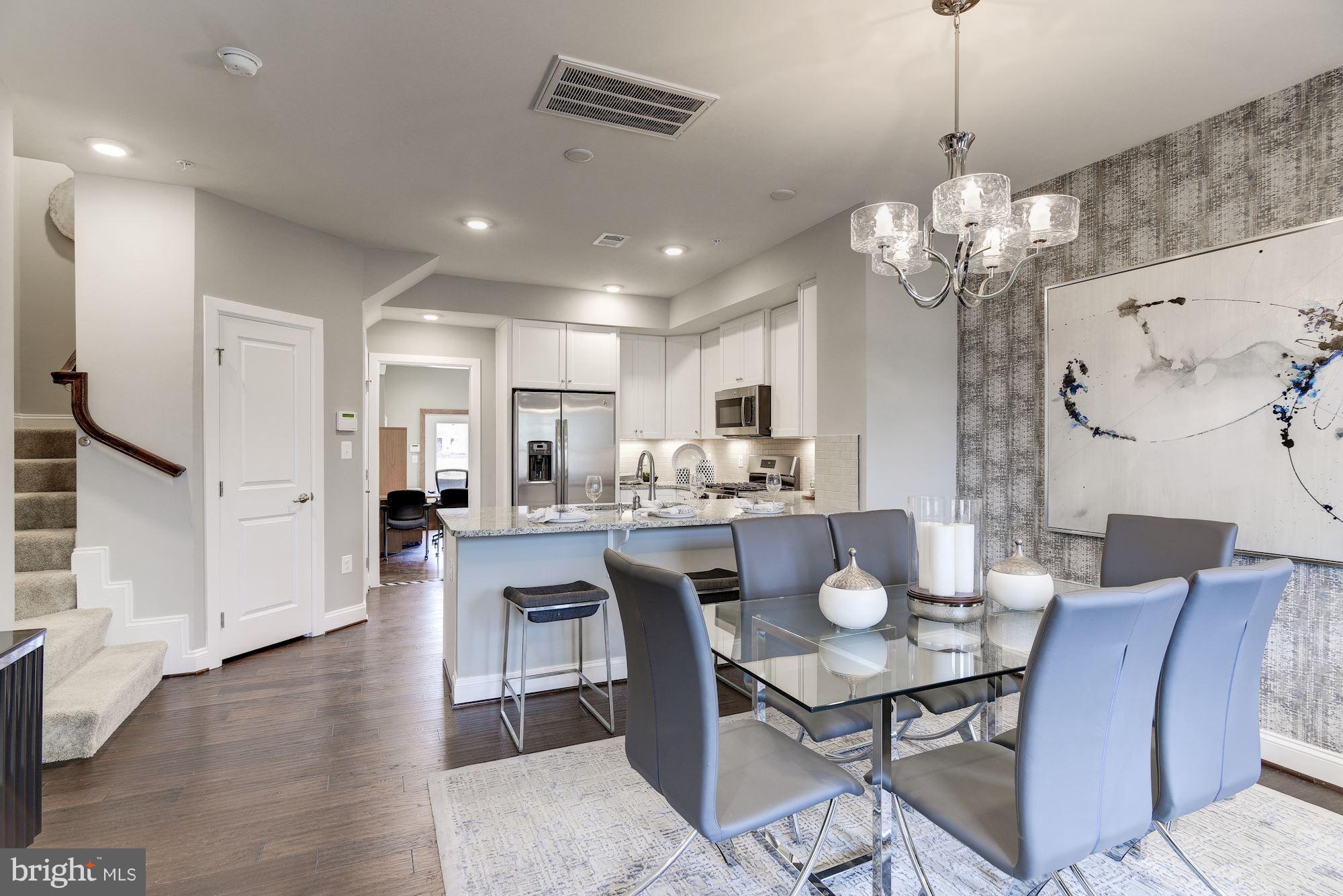 OAKDALE VILLAGE - Residential