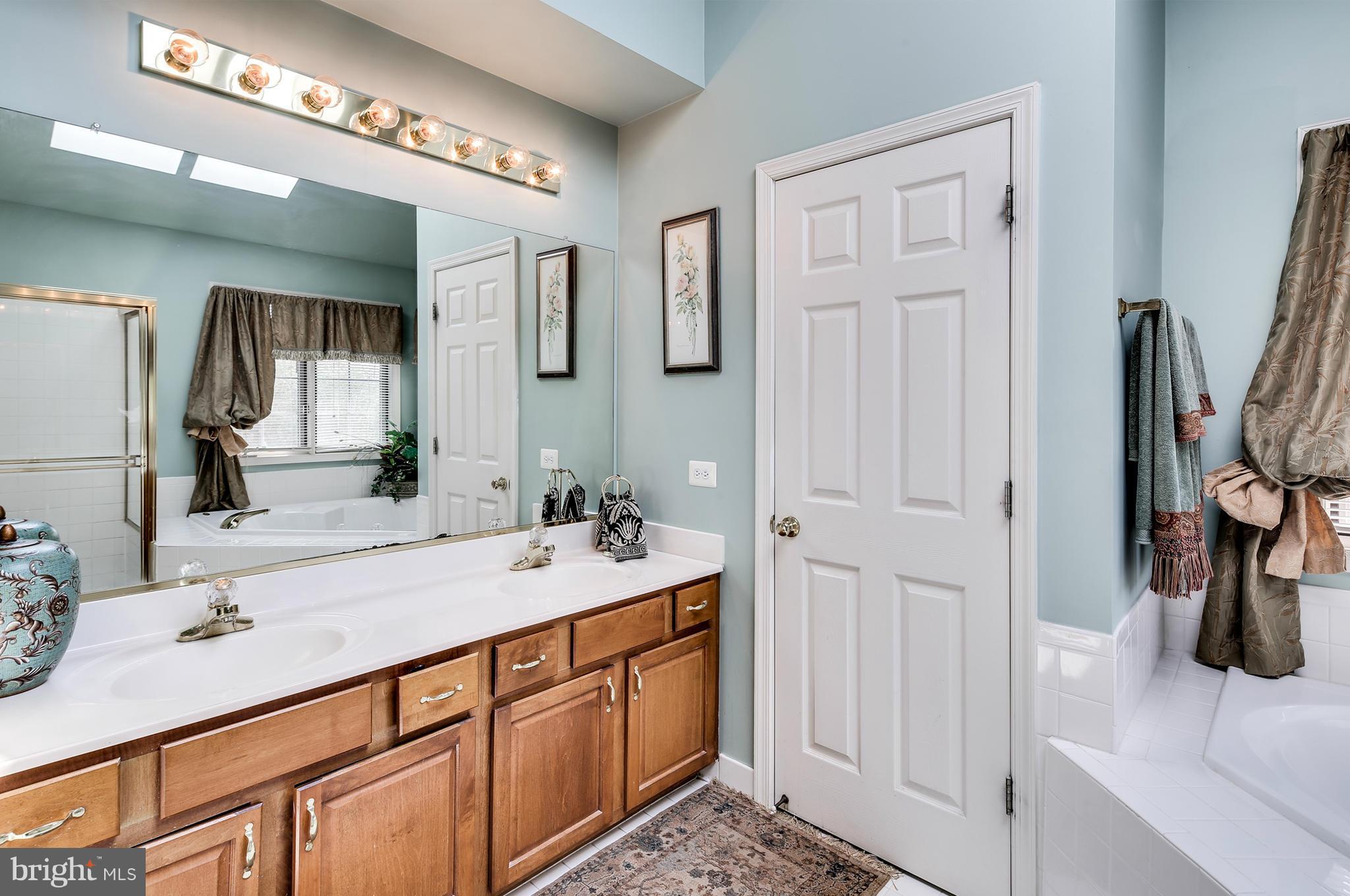 GOVERNORS RUN - Residential