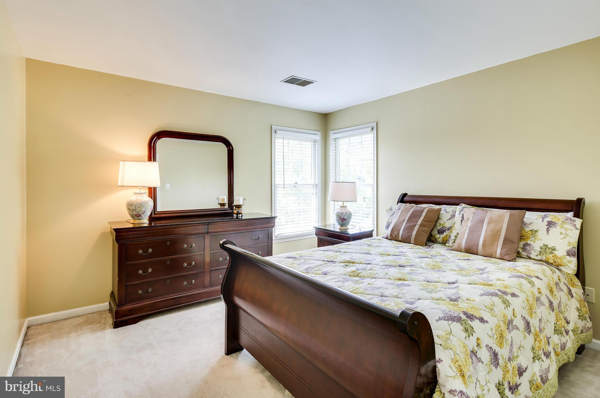 GOVERNORS RUN - Residential