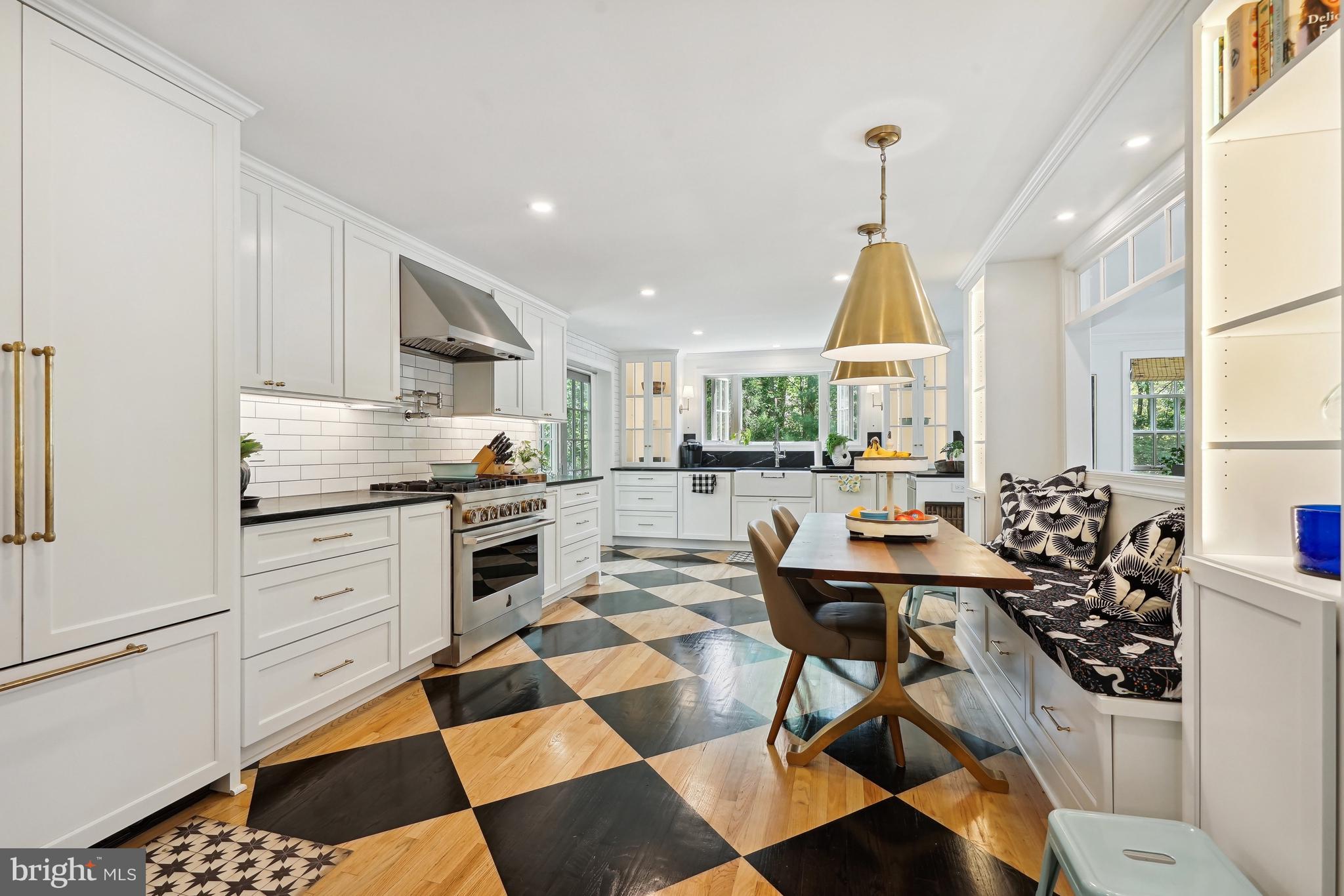 BELLEVUE FOREST - Residential Lease