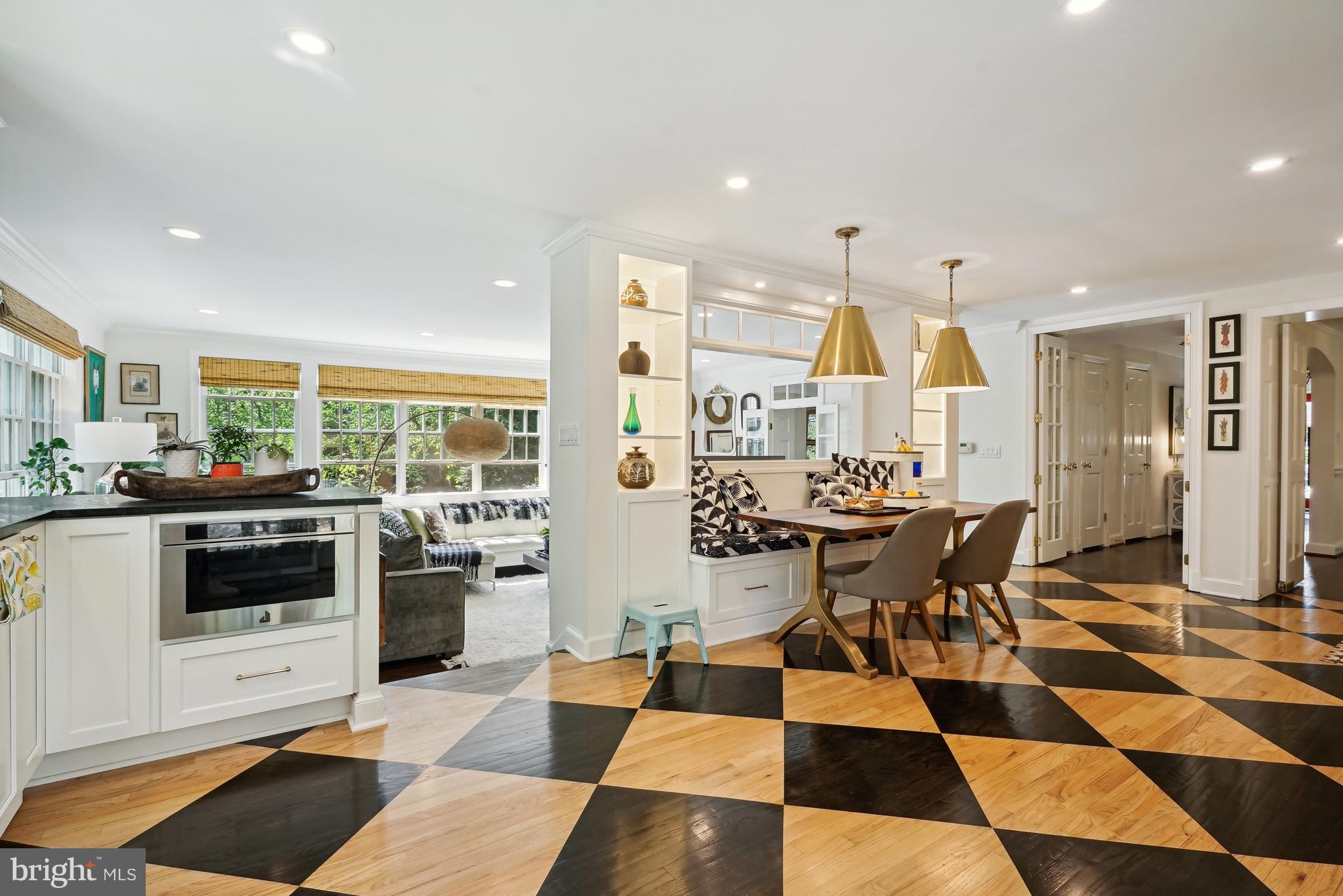 BELLEVUE FOREST - Residential Lease