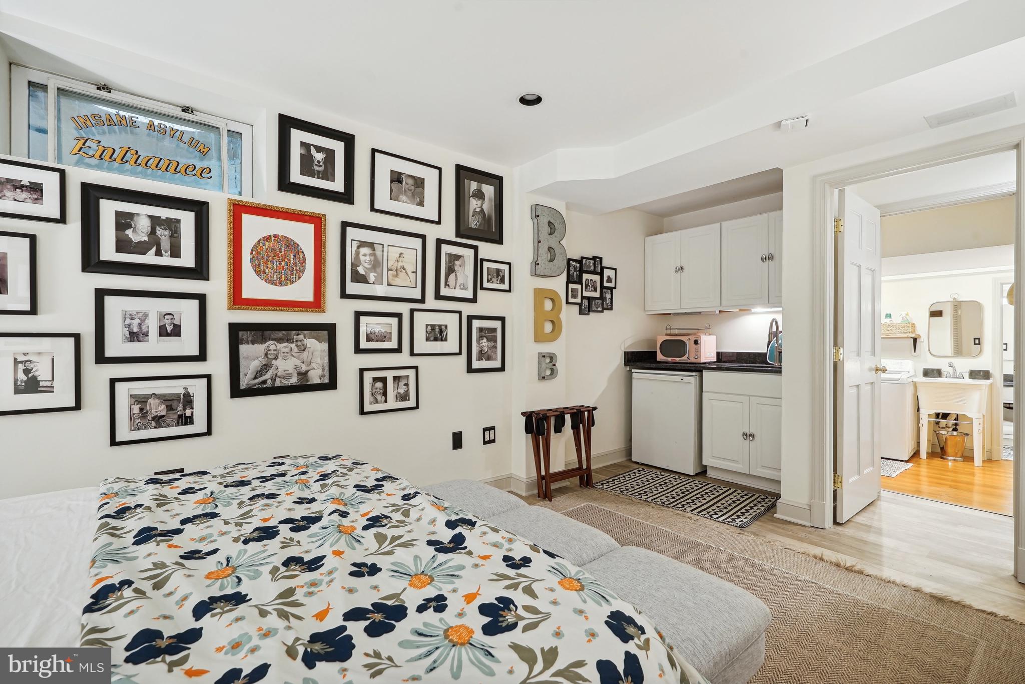 BELLEVUE FOREST - Residential Lease