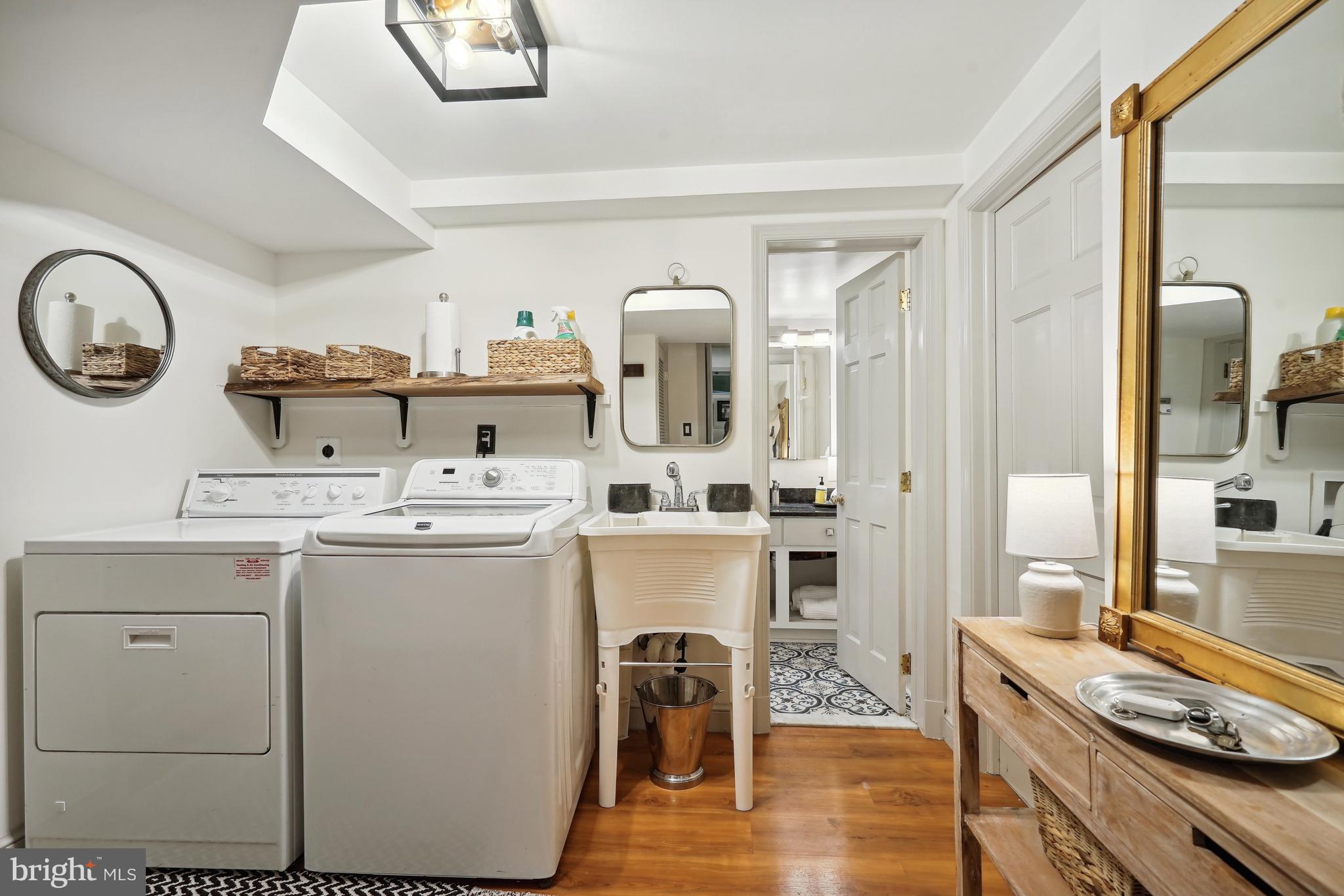 BELLEVUE FOREST - Residential Lease