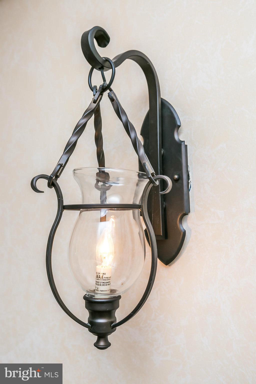 FALLS CREST - Residential