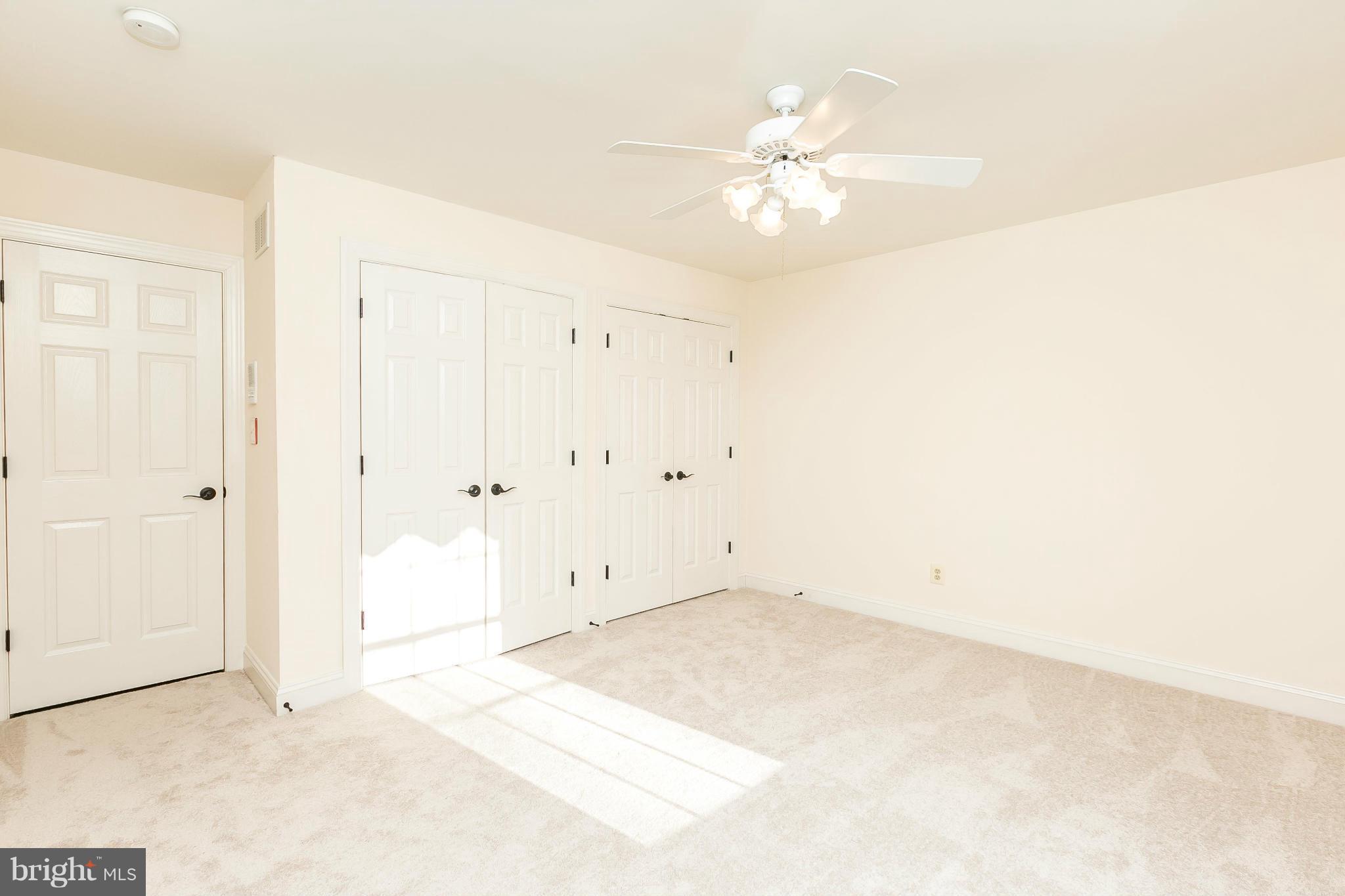 FALLS CREST - Residential