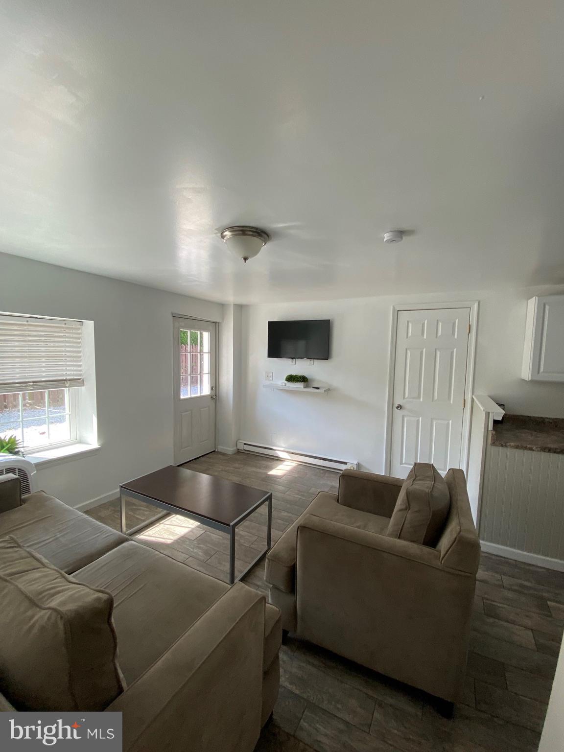 112 HOUSTON STREET B