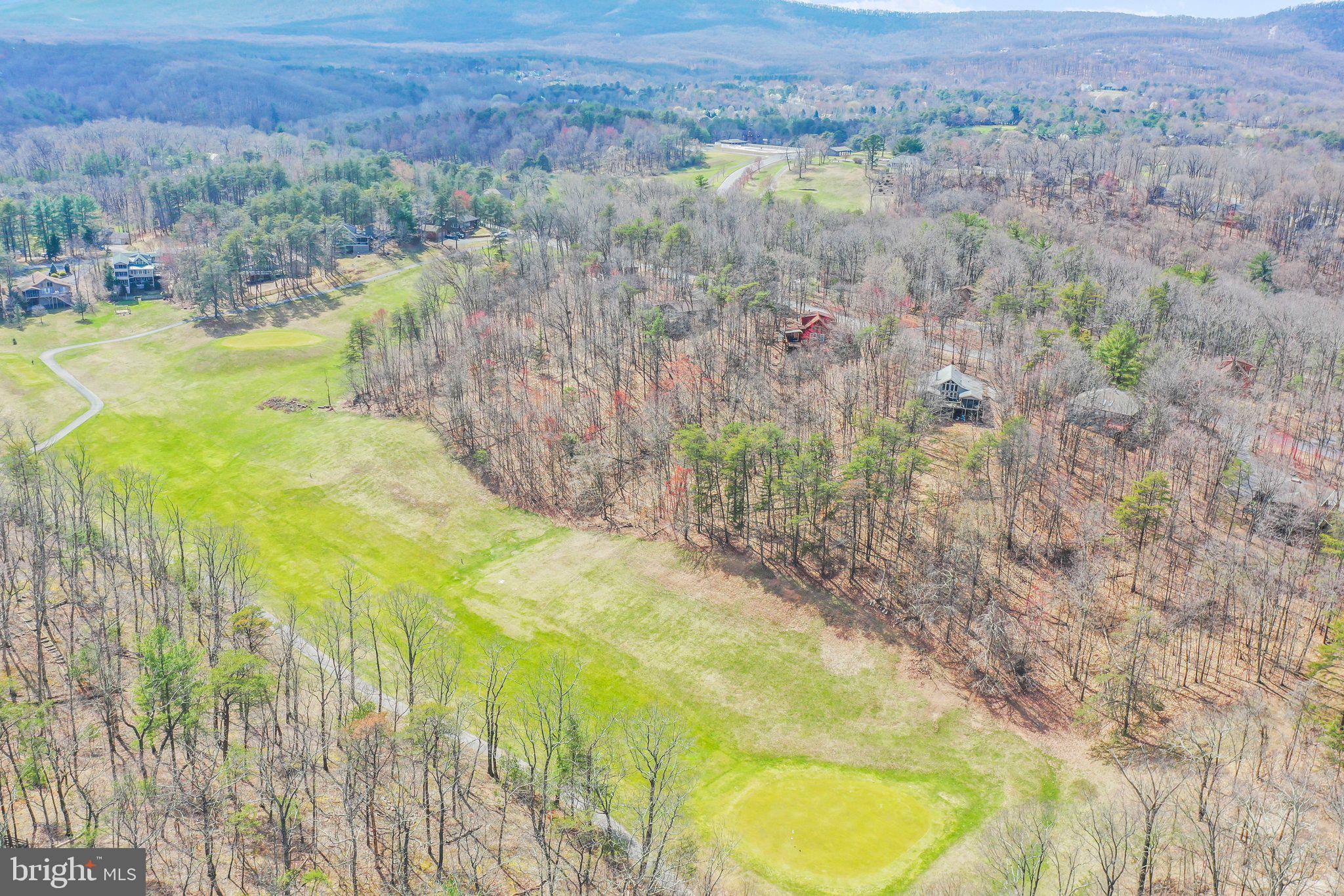 THE WOODS RESORT - Residential