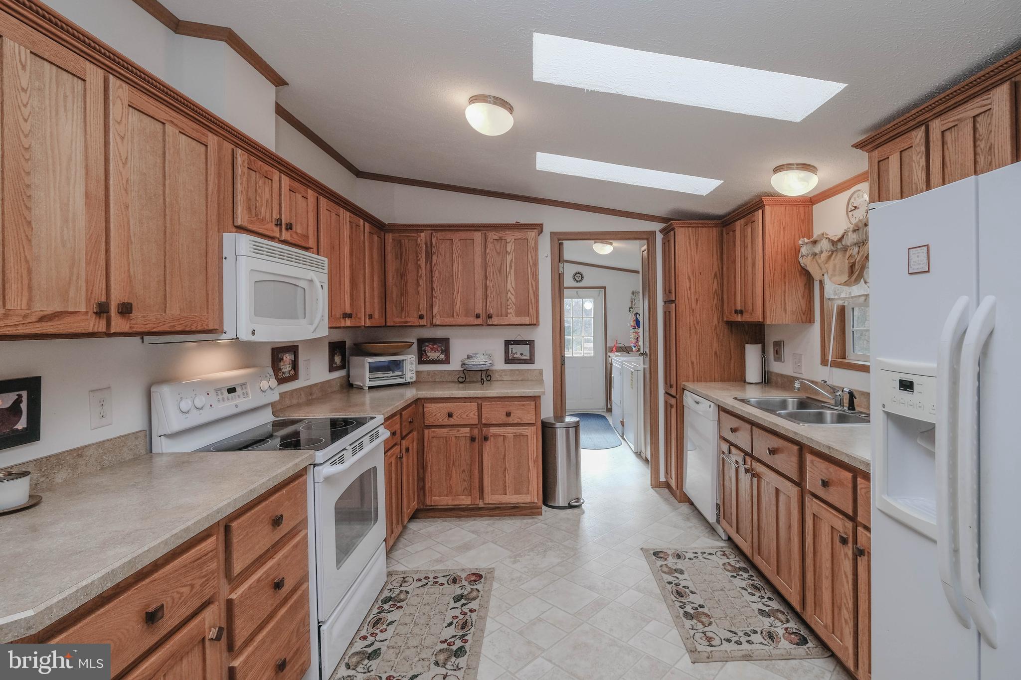 HAMPSHIRE COUNTY - Residential