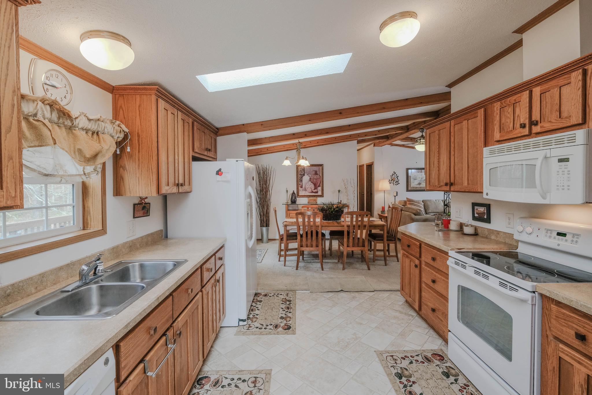 HAMPSHIRE COUNTY - Residential