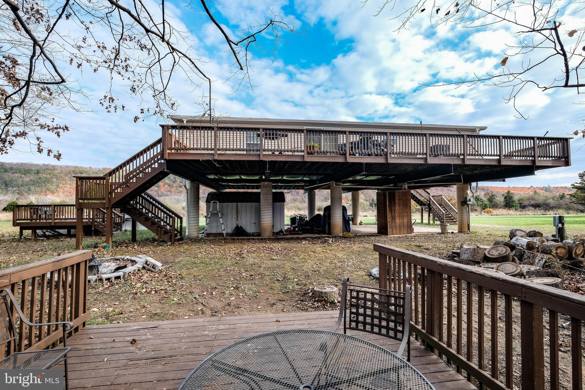 HAMPSHIRE COUNTY - Residential