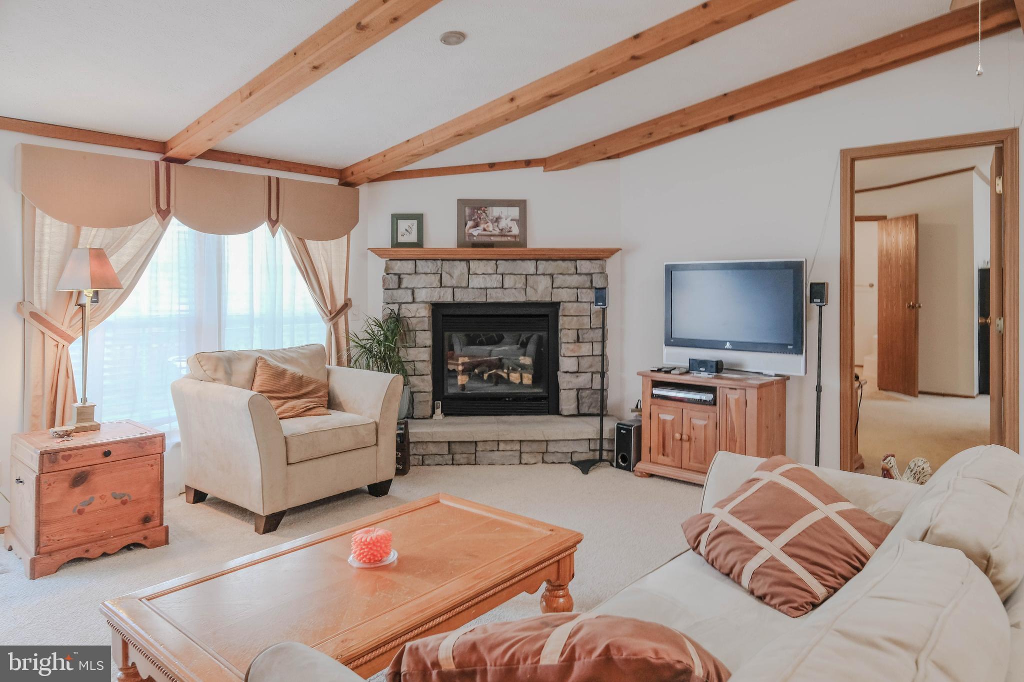 HAMPSHIRE COUNTY - Residential