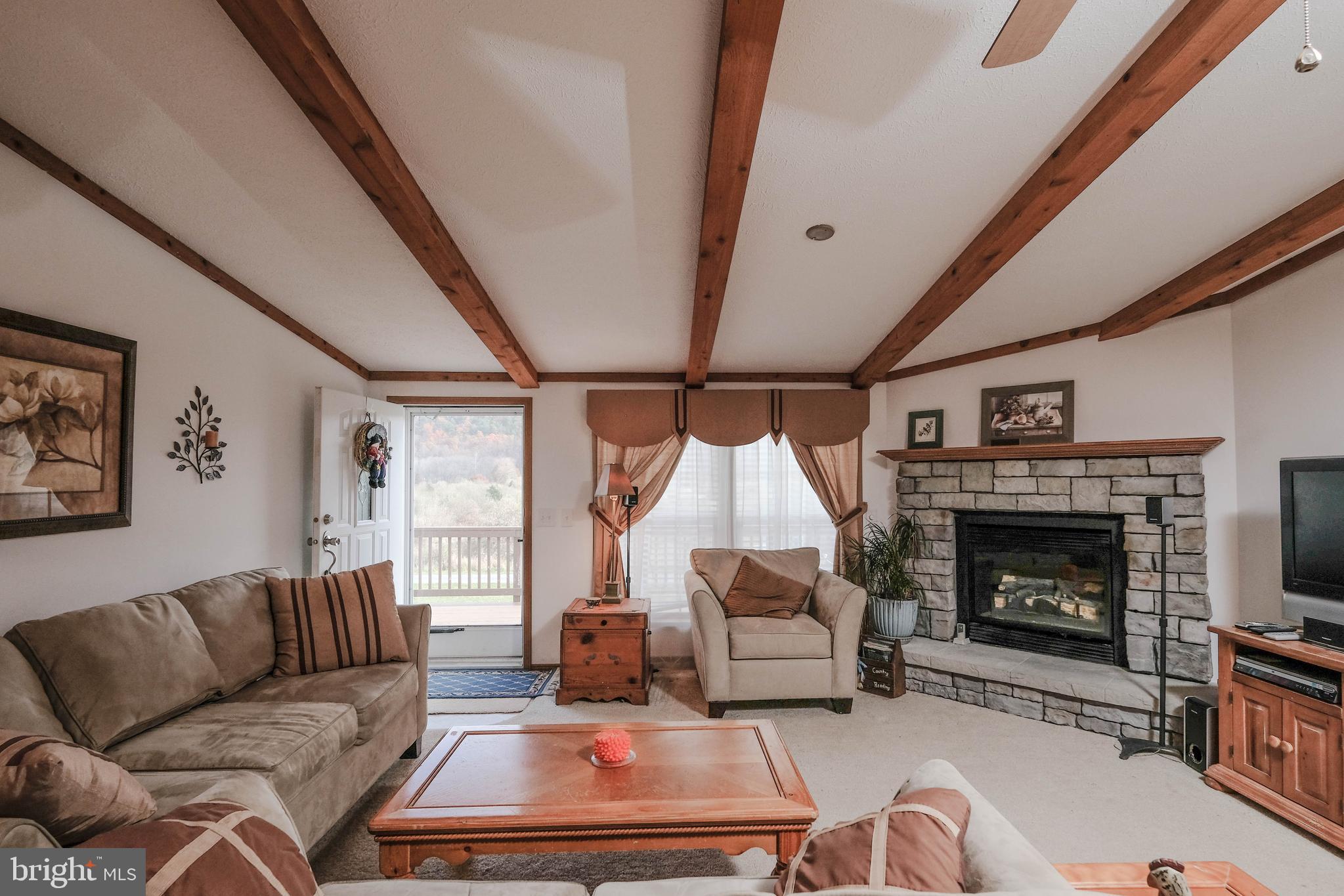 HAMPSHIRE COUNTY - Residential