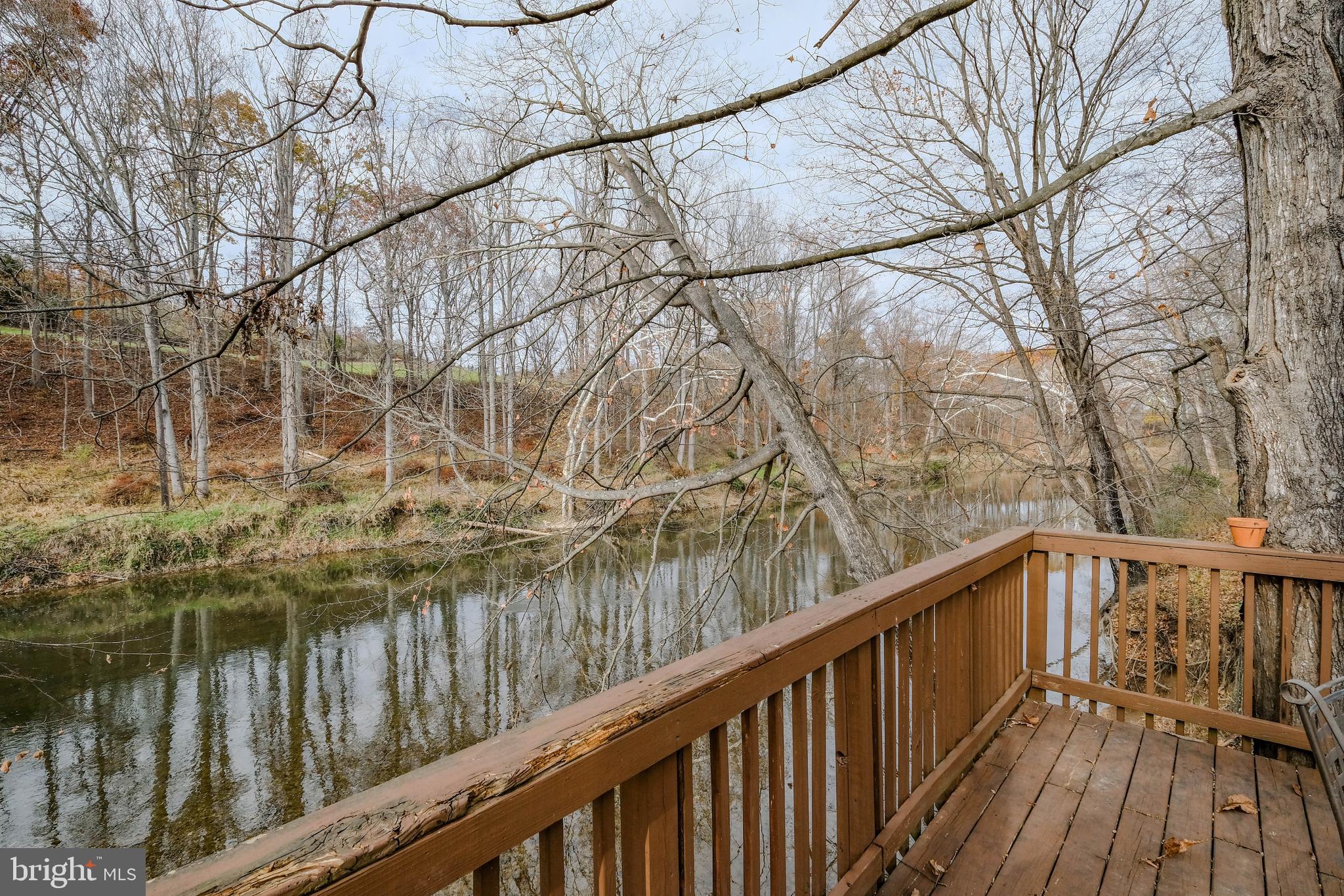 HAMPSHIRE COUNTY - Residential