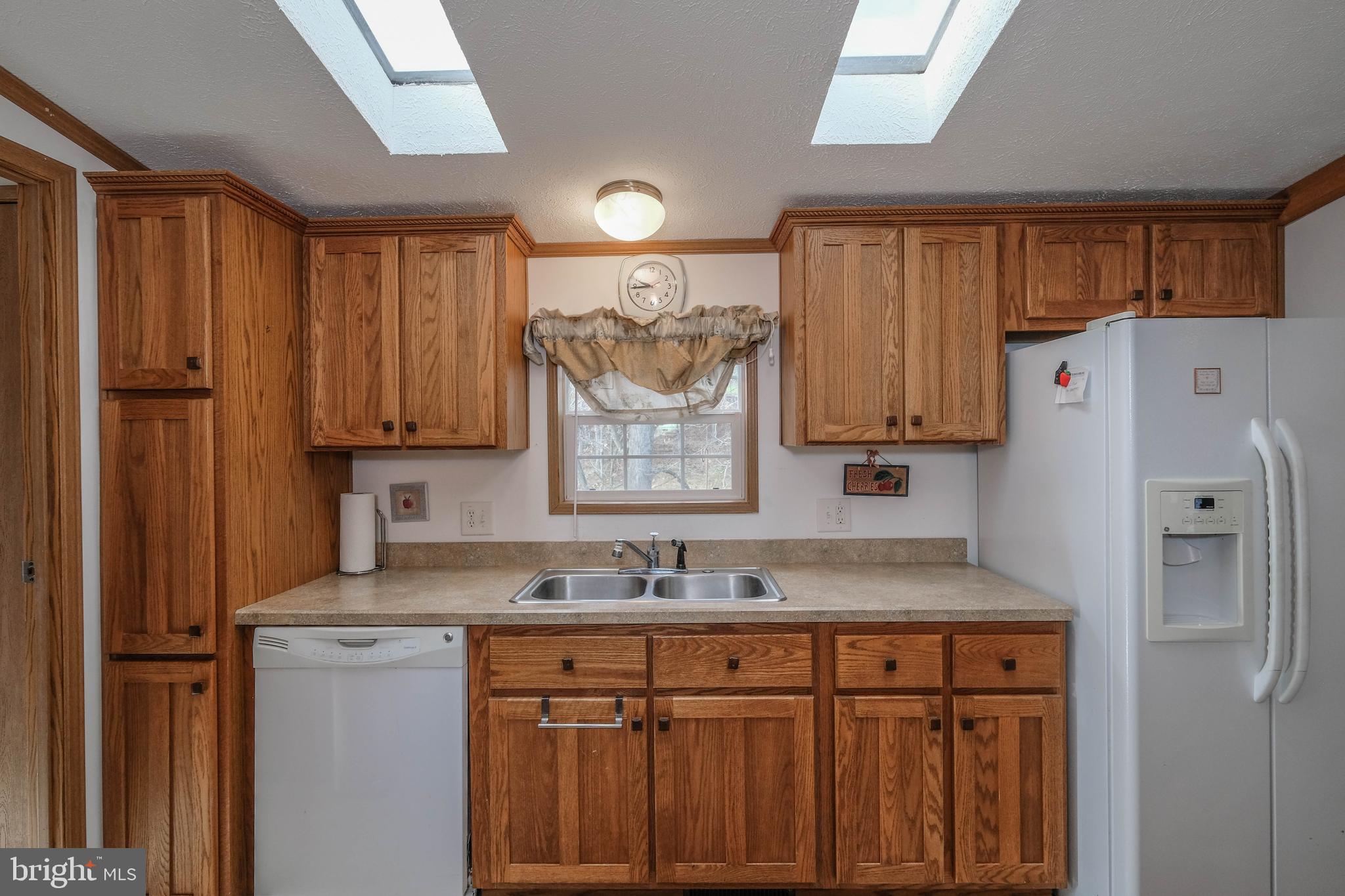 HAMPSHIRE COUNTY - Residential