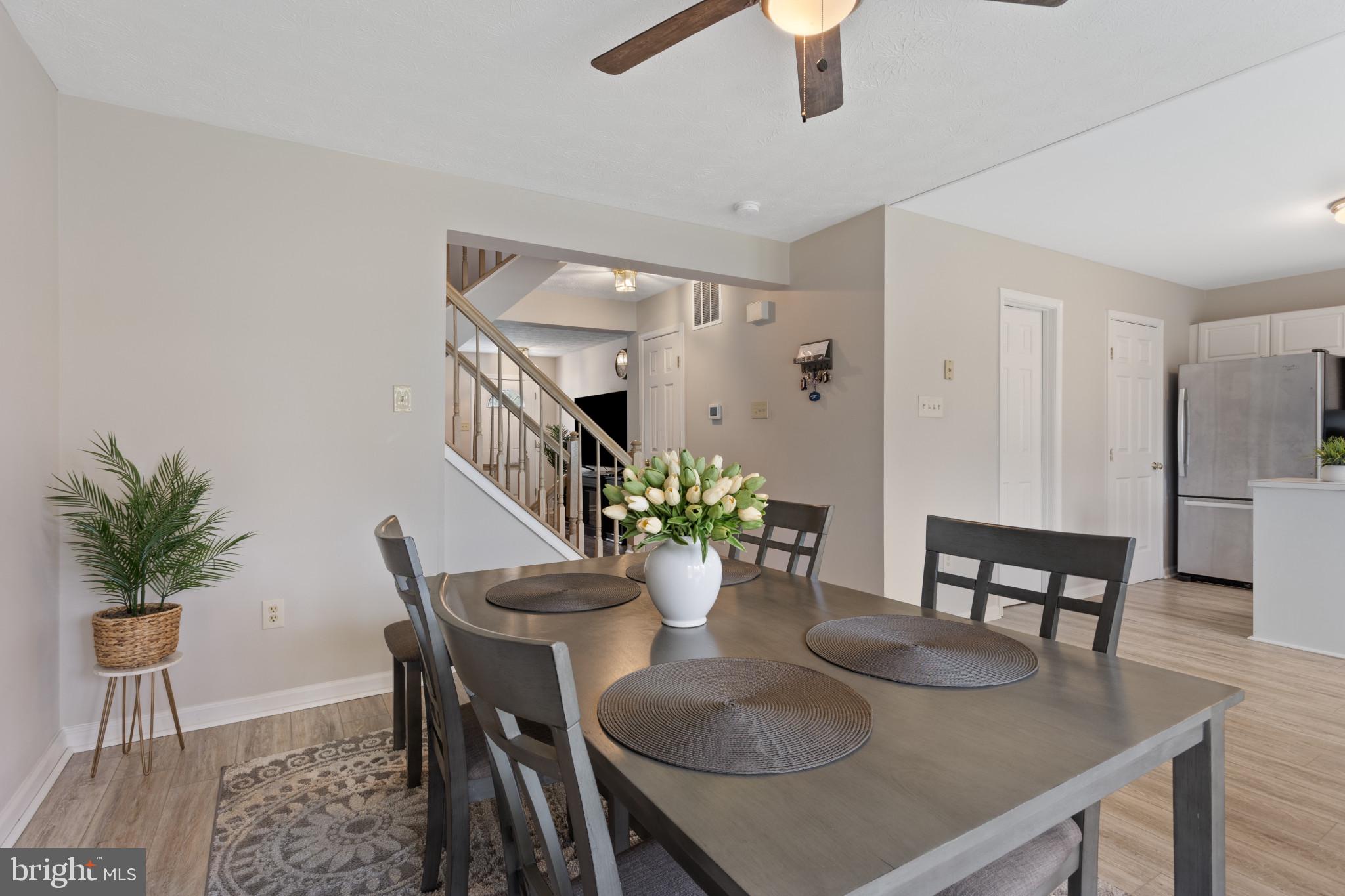 ROSLYN STATION - Residential