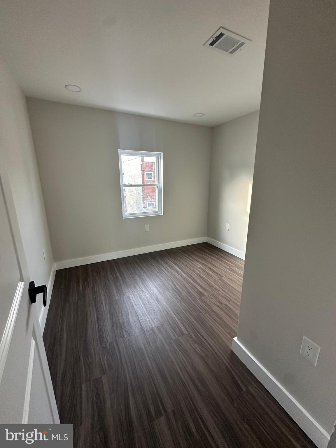 LOWER MOYAMENSING - Residential