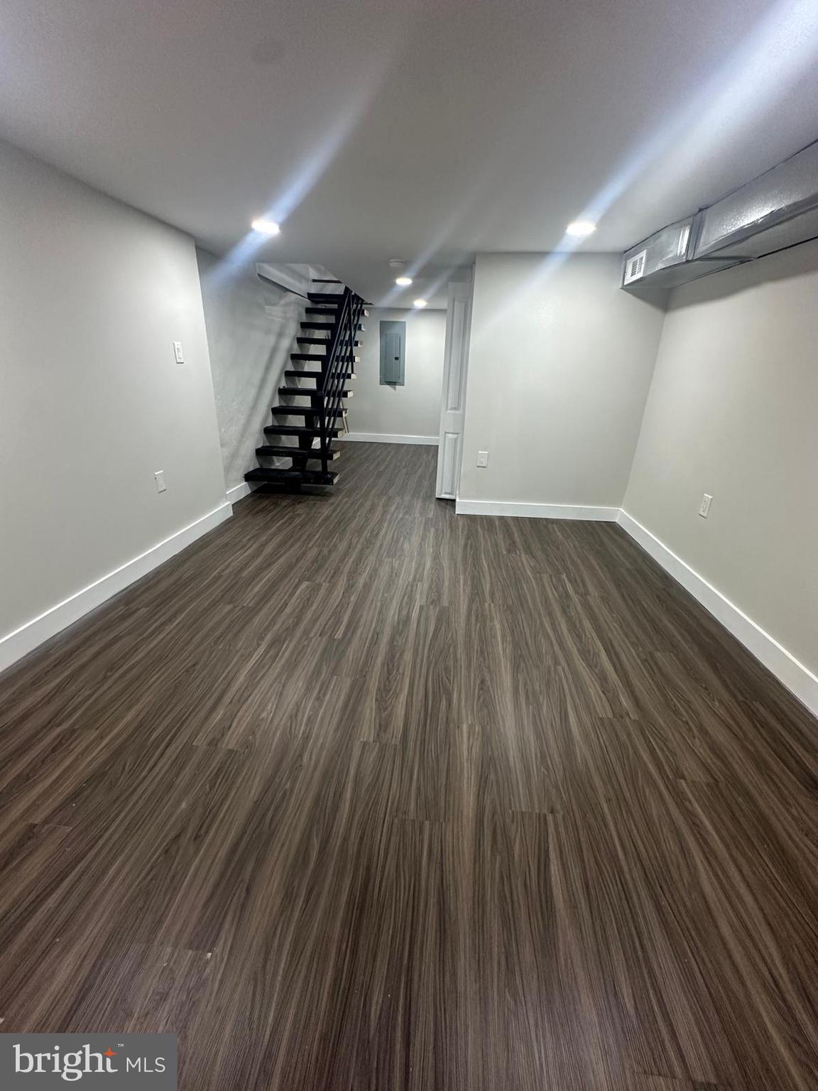 LOWER MOYAMENSING - Residential