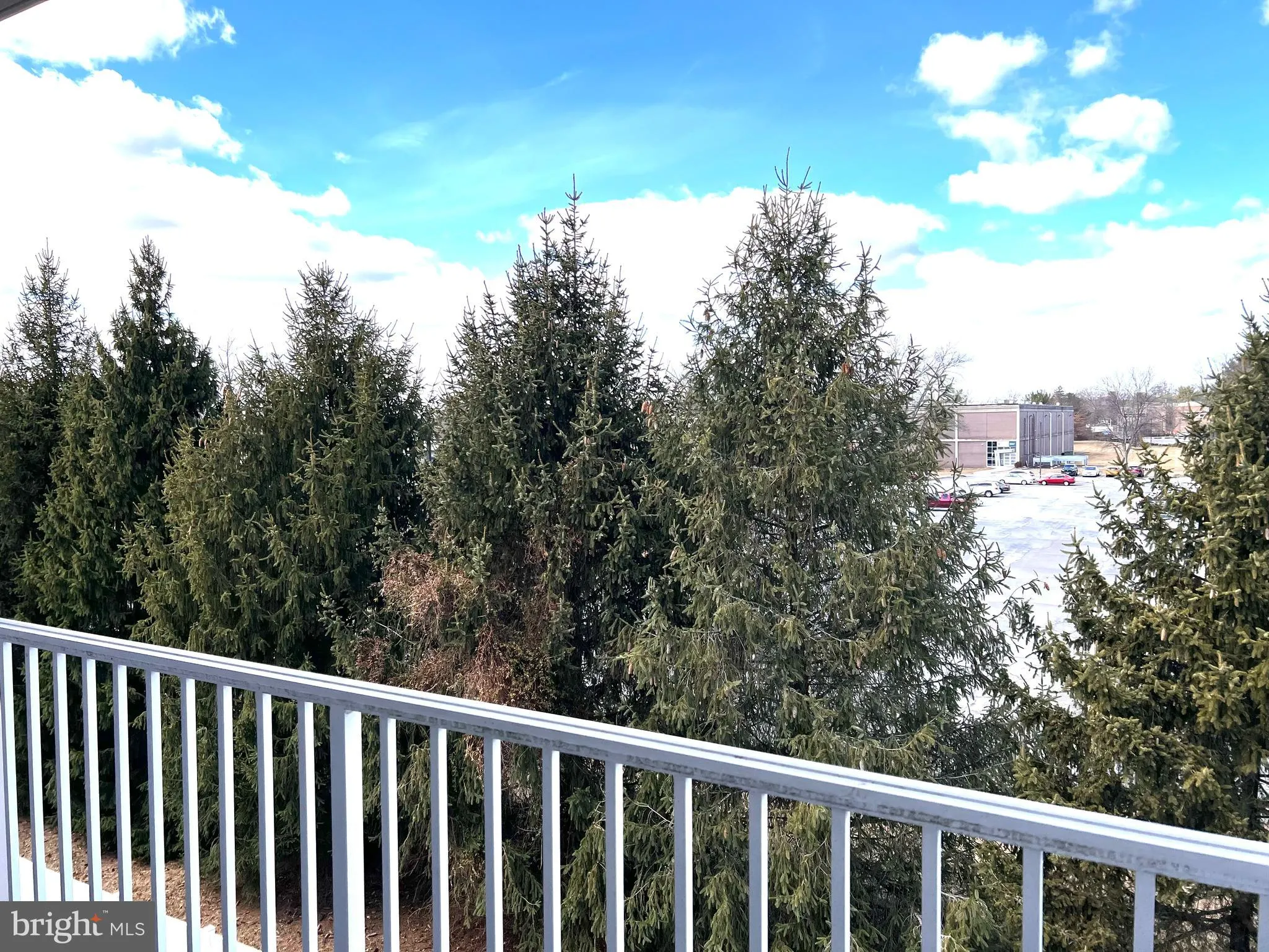 Ewing, New Jersey 08618, United States, 2 Bedrooms Bedrooms, ,2 BathroomsBathrooms,Residential,Contingent,2560