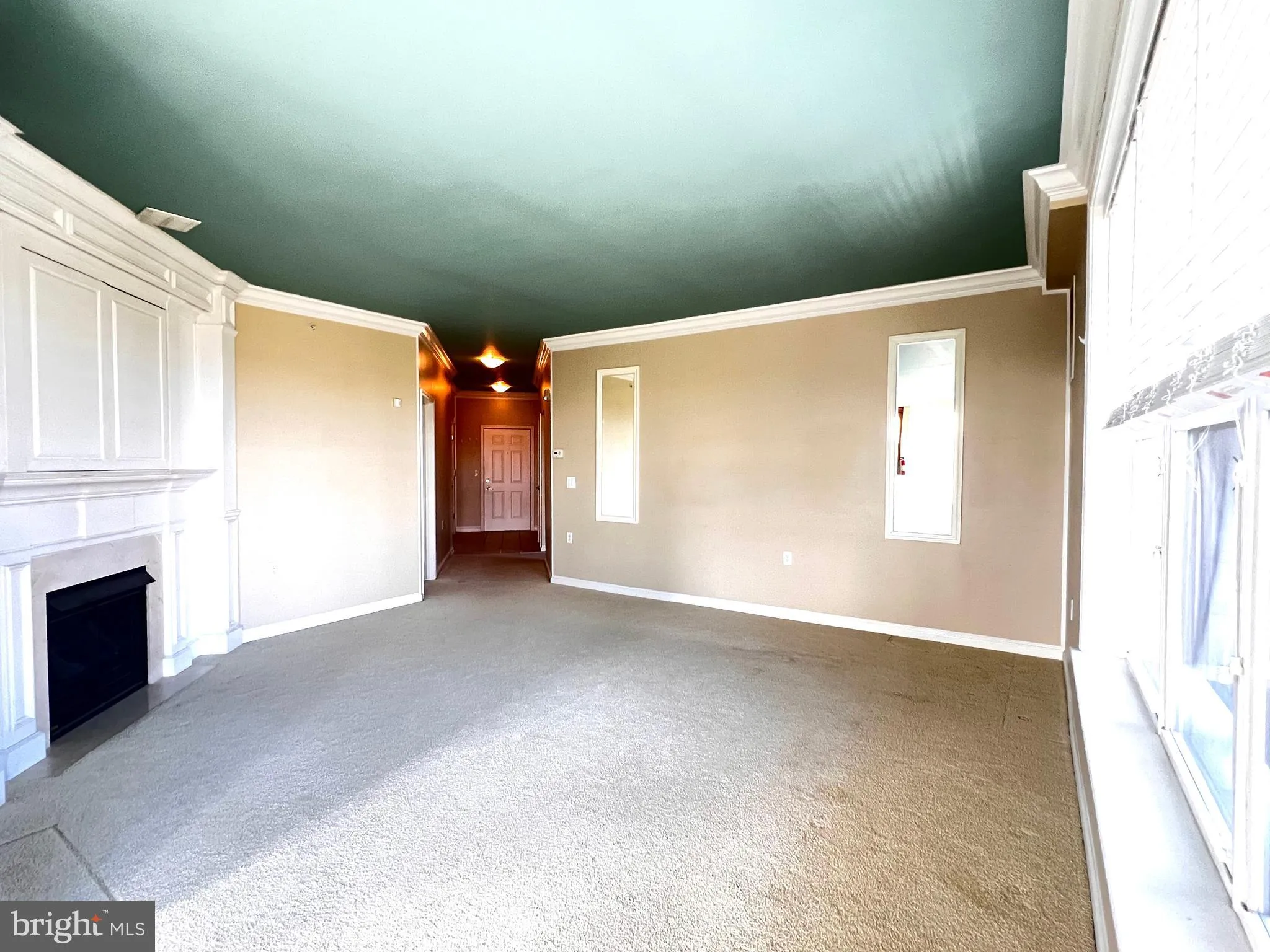 Ewing, New Jersey 08618, United States, 2 Bedrooms Bedrooms, ,2 BathroomsBathrooms,Residential,Contingent,2560