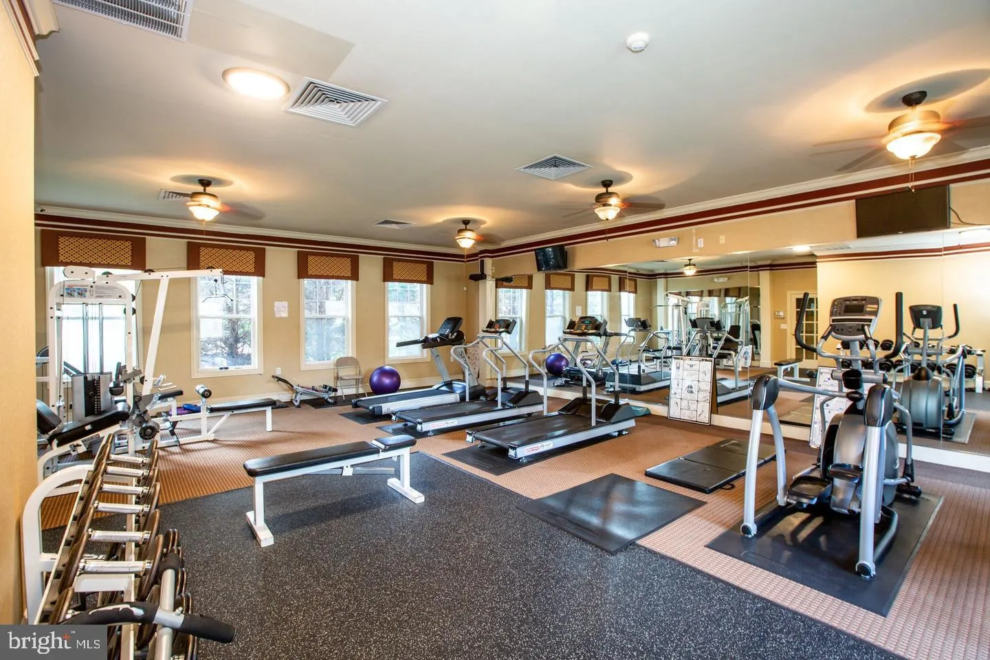 Ewing, New Jersey 08618, United States, 2 Bedrooms Bedrooms, ,2 BathroomsBathrooms,Residential,Contingent,2560