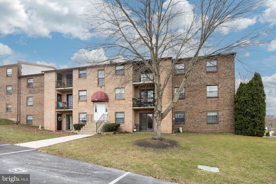 Welcome home to this stunning, move-in ready 2-bedroom, 1-bath condo that offers the perfect blend of modern upgrades and an unbeatable location. Situated just a short distance from the heart of West Chester Borough, you'll enjoy a vibrant lifestyle with endless options for dining, shopping, and entertainment right at your fingertips. Experience a fresh start with recent, top-to-bottom updating. The entire condo has been freshly painted in modern, neutral tones and features brand new flooring throughout, creating a bright and airy living space. The updated kitchen is a cook’s delight, boasting sleek new countertops, brand-new stainless-steel appliances, and a stylish backsplash that adds a touch of modern elegance. Unwind in the updated bathroom, featuring chic new wall tiling that provides a clean updated feel. Enjoy the convenience of a walkable neighborhood, with plenty of amenities. This condo offers a low-maintenance lifestyle, allowing you more time to explore the local area and less time on upkeep. This is an ideal home for first-time buyers, downsizers, or anyone seeking a stylish, updated residence in a highly sought-after area. Don't miss this rare opportunity to own a piece of the desirable West Chester area lifestyle. Schedule your showing now!